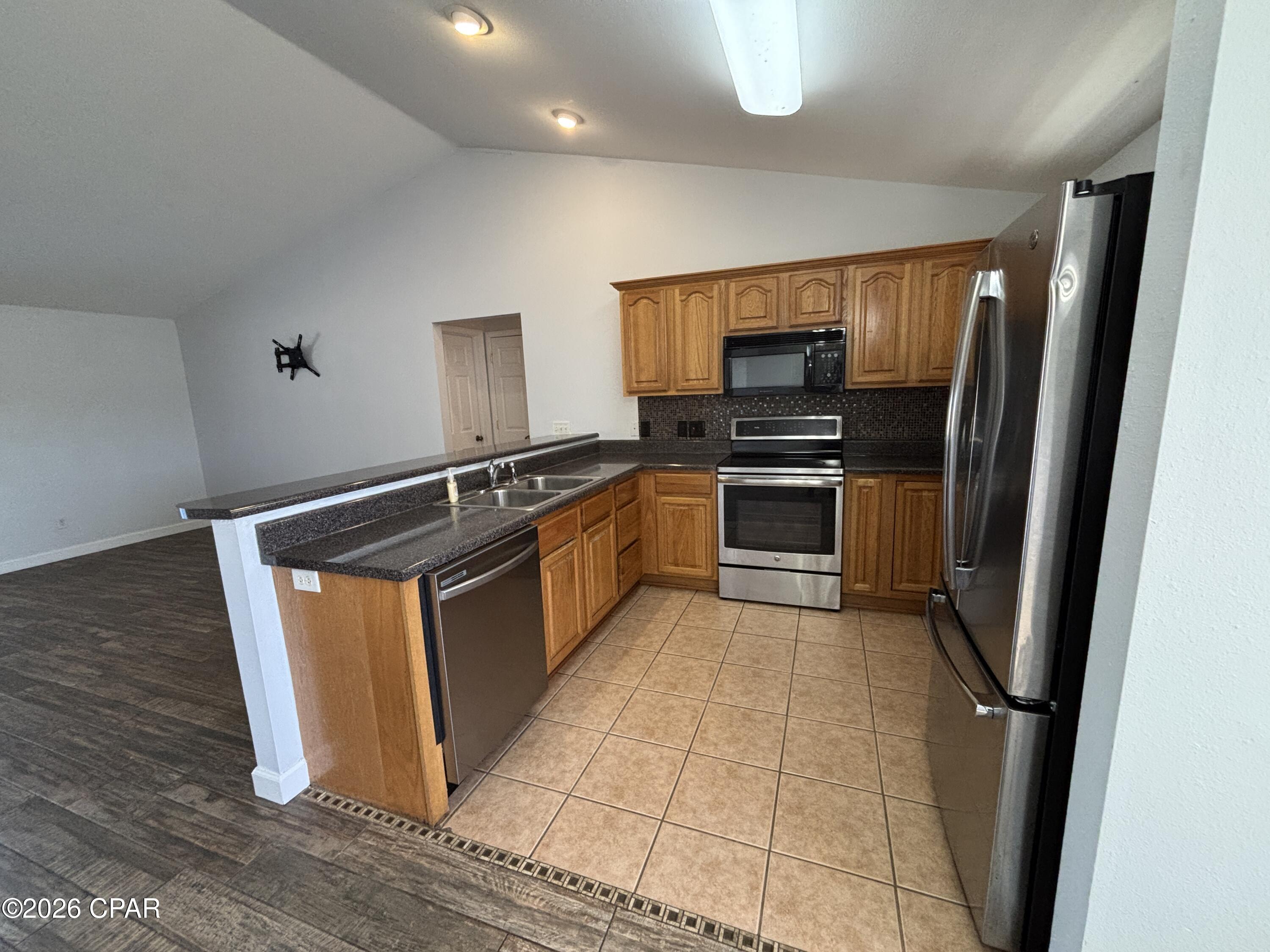 Image 5 For 5127 Stewart Drive