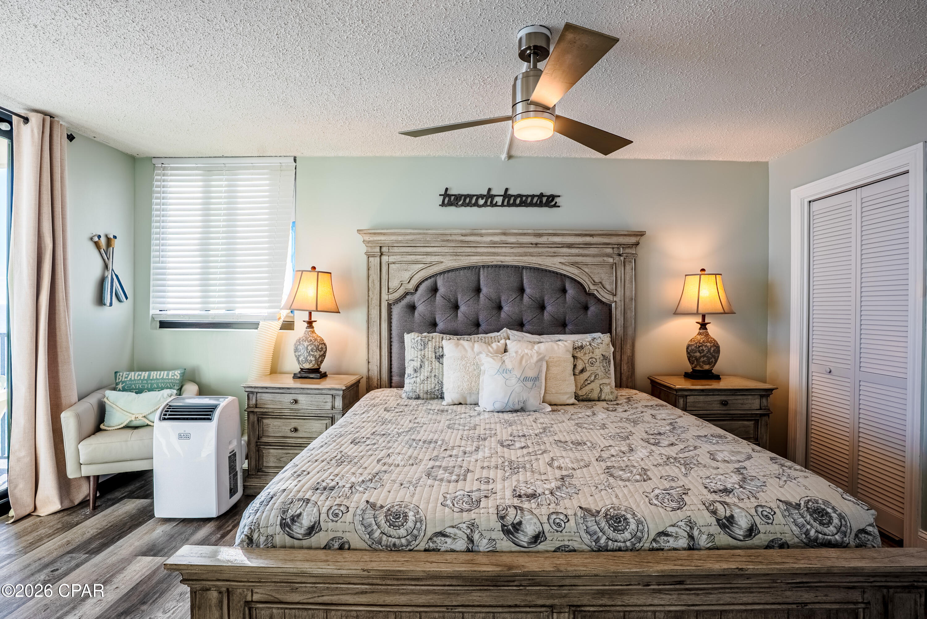 Image 20 For 9850 Thomas Drive 1208e