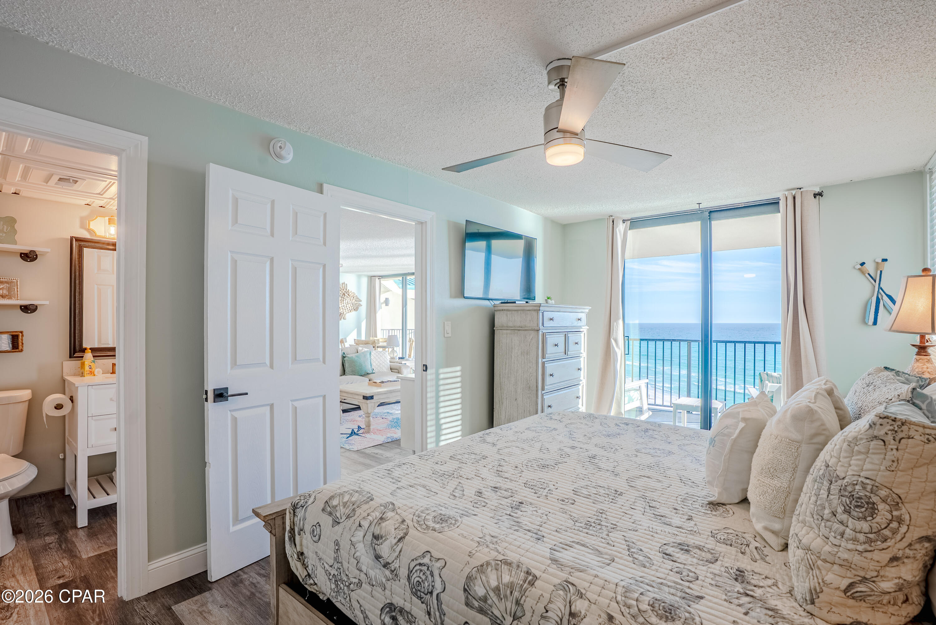 Image 23 For 9850 Thomas Drive 1208e