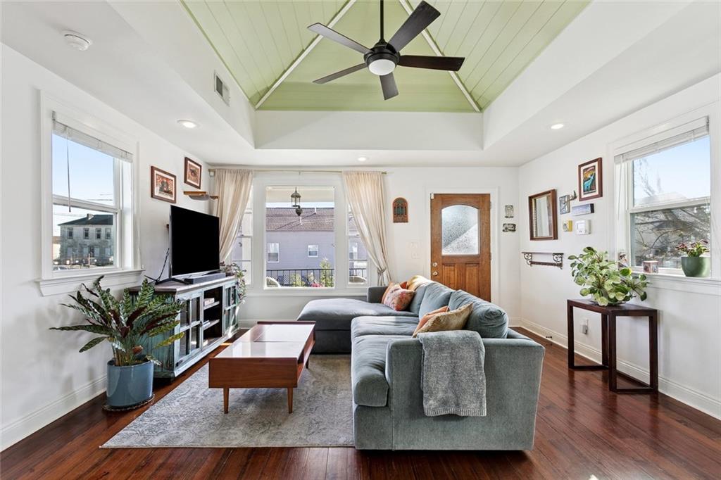 Homes for sale in New Orleans, LA | 4119 Clara St, New Orleans, LA 70115 | MLS# 2537442