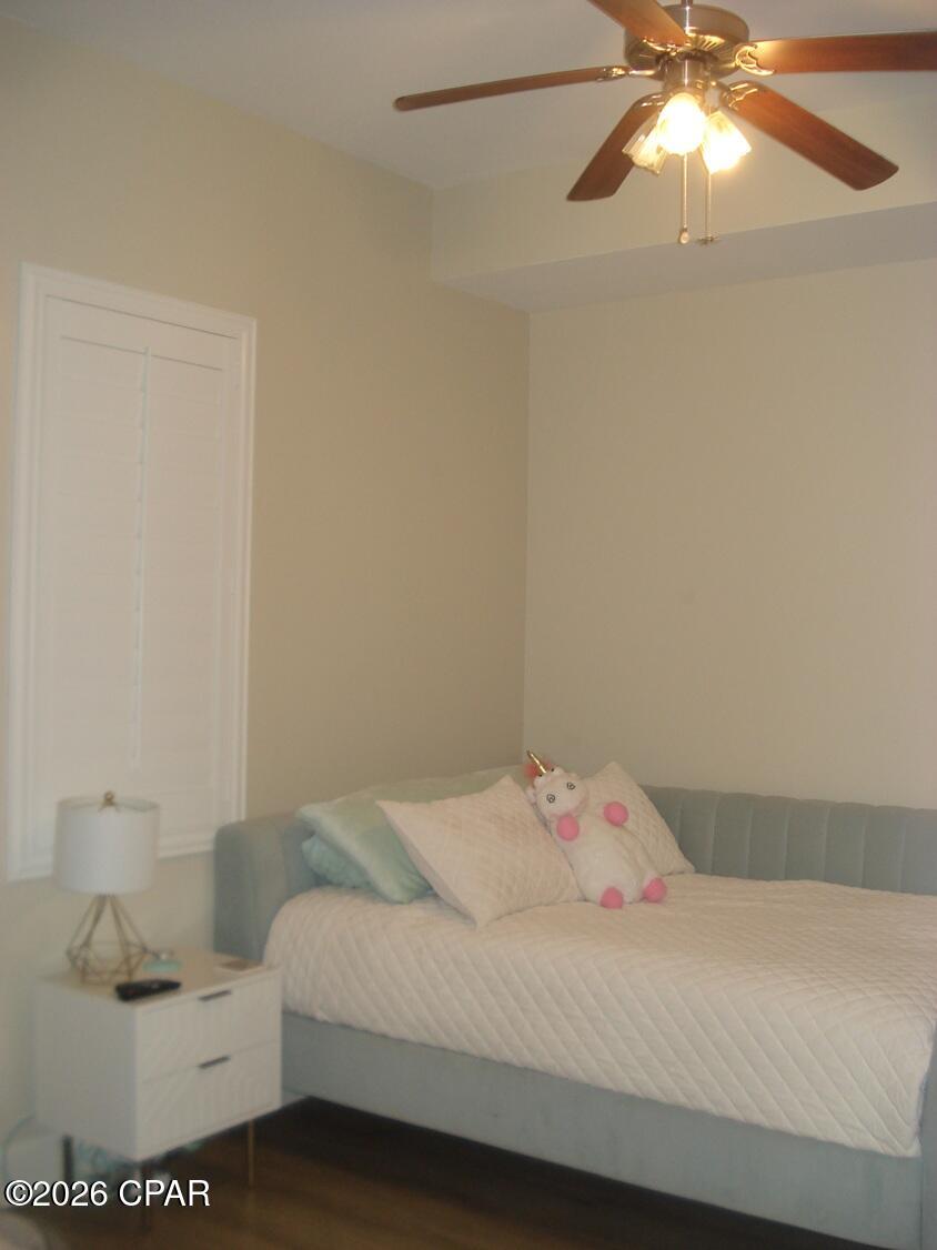 Listing photo id 22 for 3001 10th Street 203