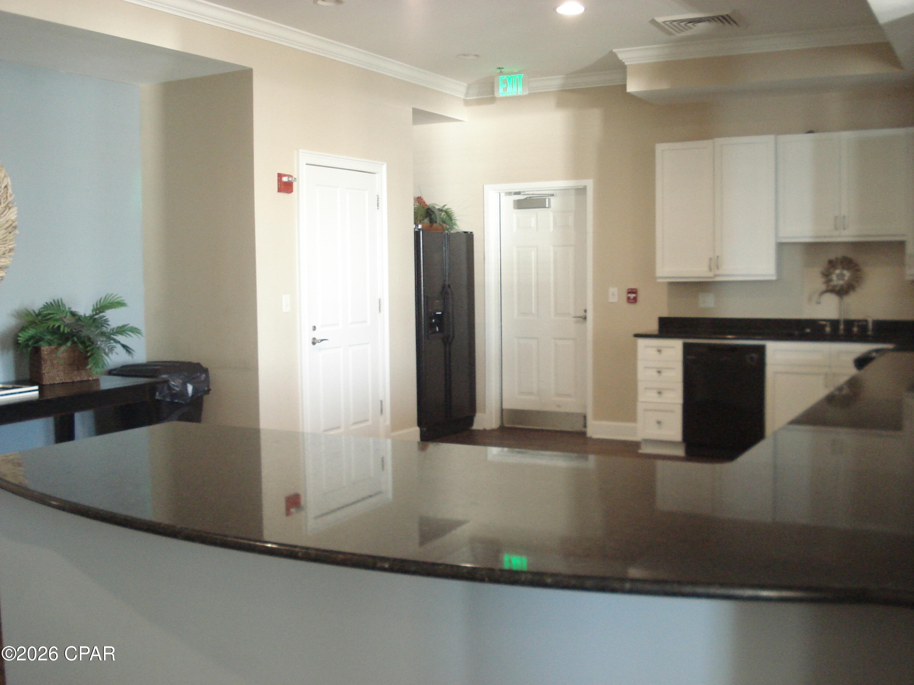 Image 32 For 3001 10th Street 203