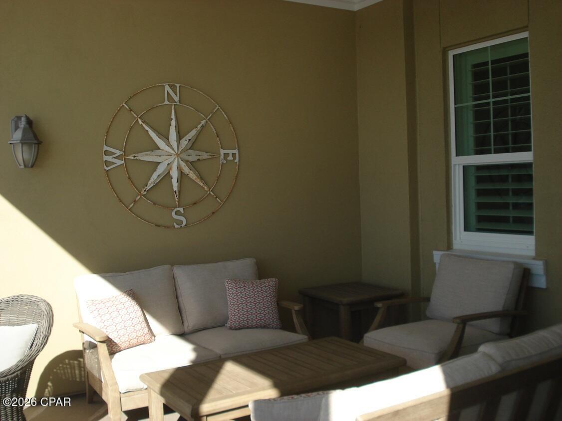 Listing photo id 6 for 3001 10th Street 203