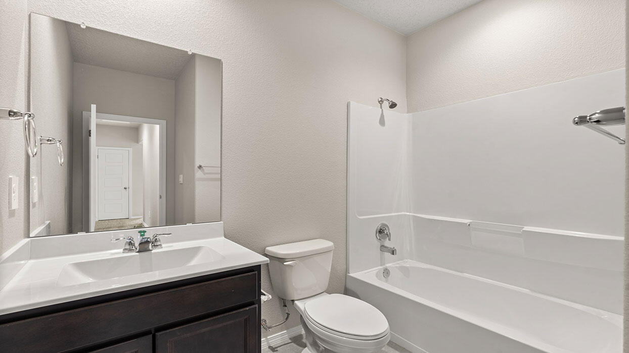 Photo 13 — 3328 Dijamant Loop SE