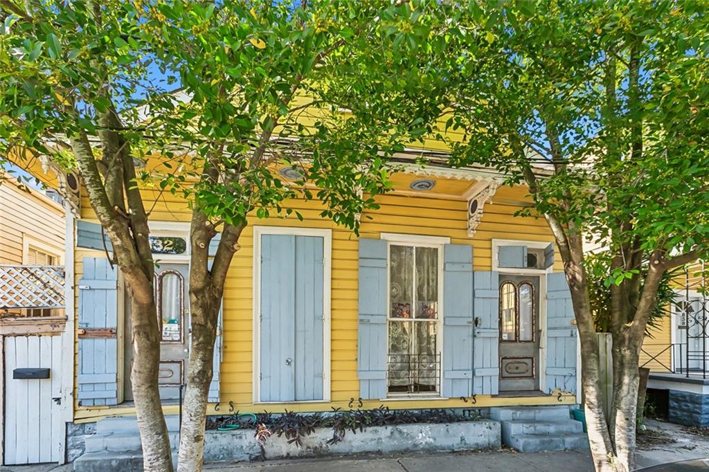 Homes for sale in New Orleans, LA | 832 36 Mandeville St, New Orleans, LA 70117 | MLS# 2539006