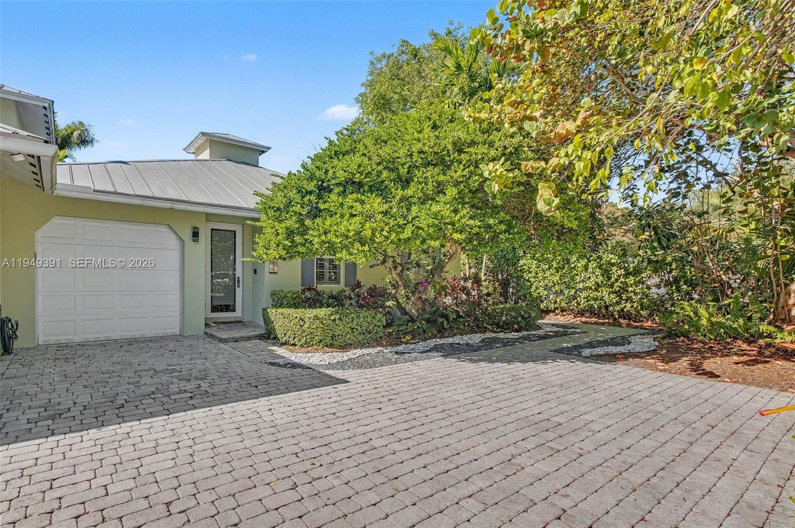 Pinecrest Cottage Villas