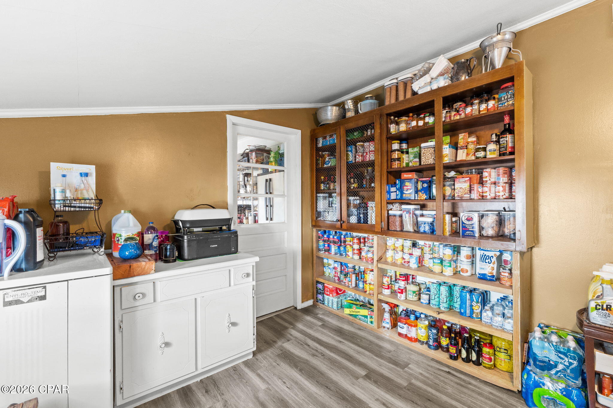 Listing photo id 36 for 2686 Mona Lane