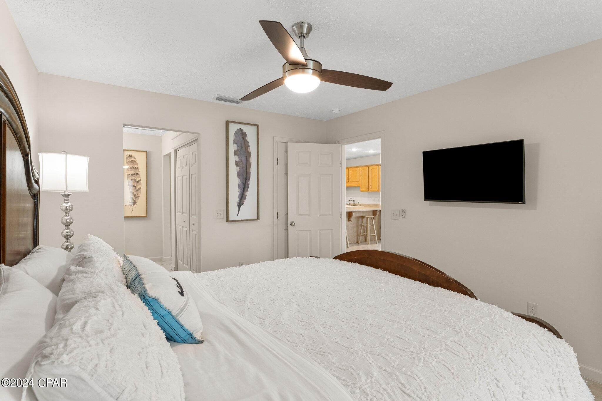 Image 21 For 4725 Bay Point Road 254