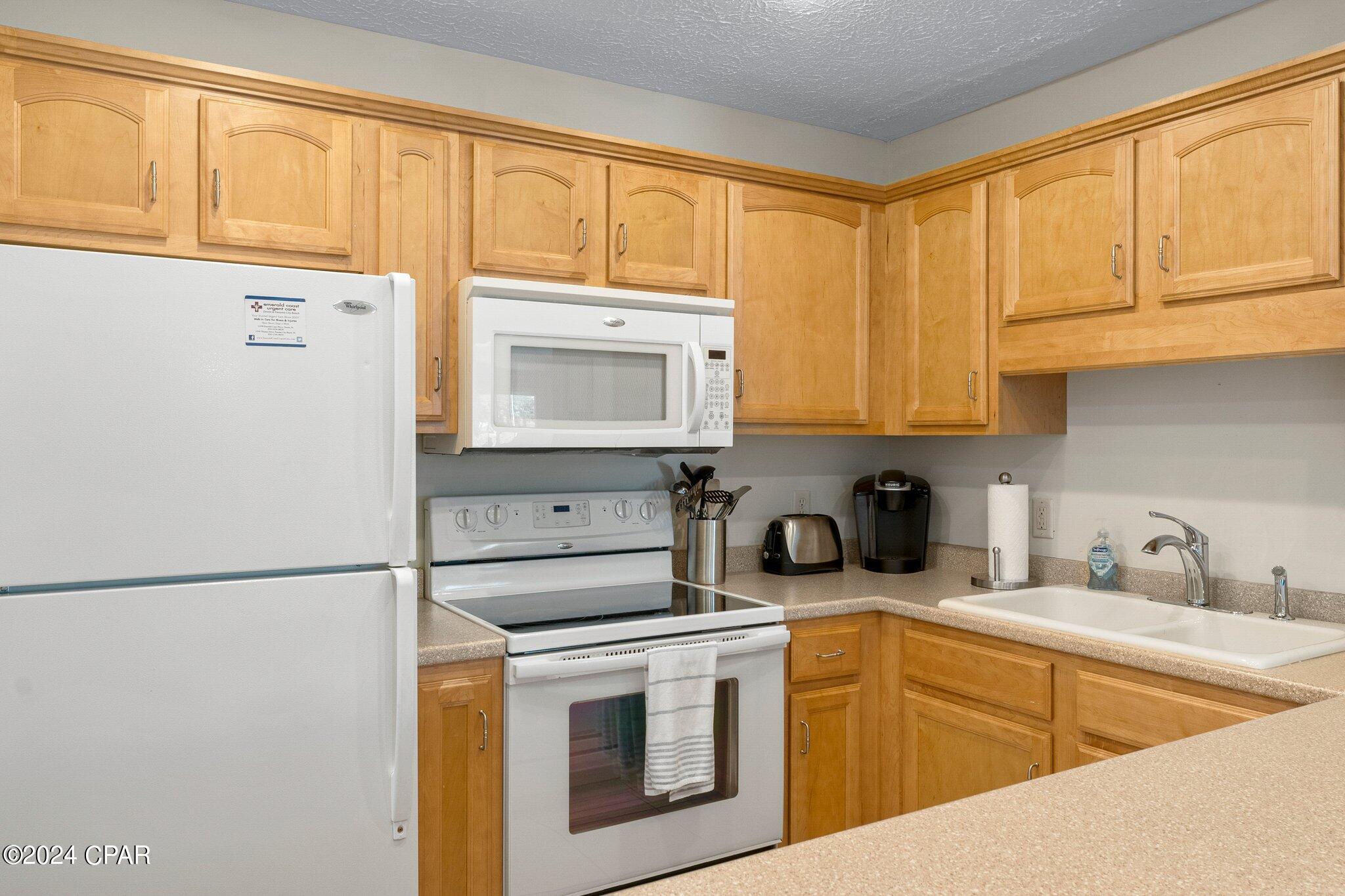 Image 8 For 4725 Bay Point Road 254