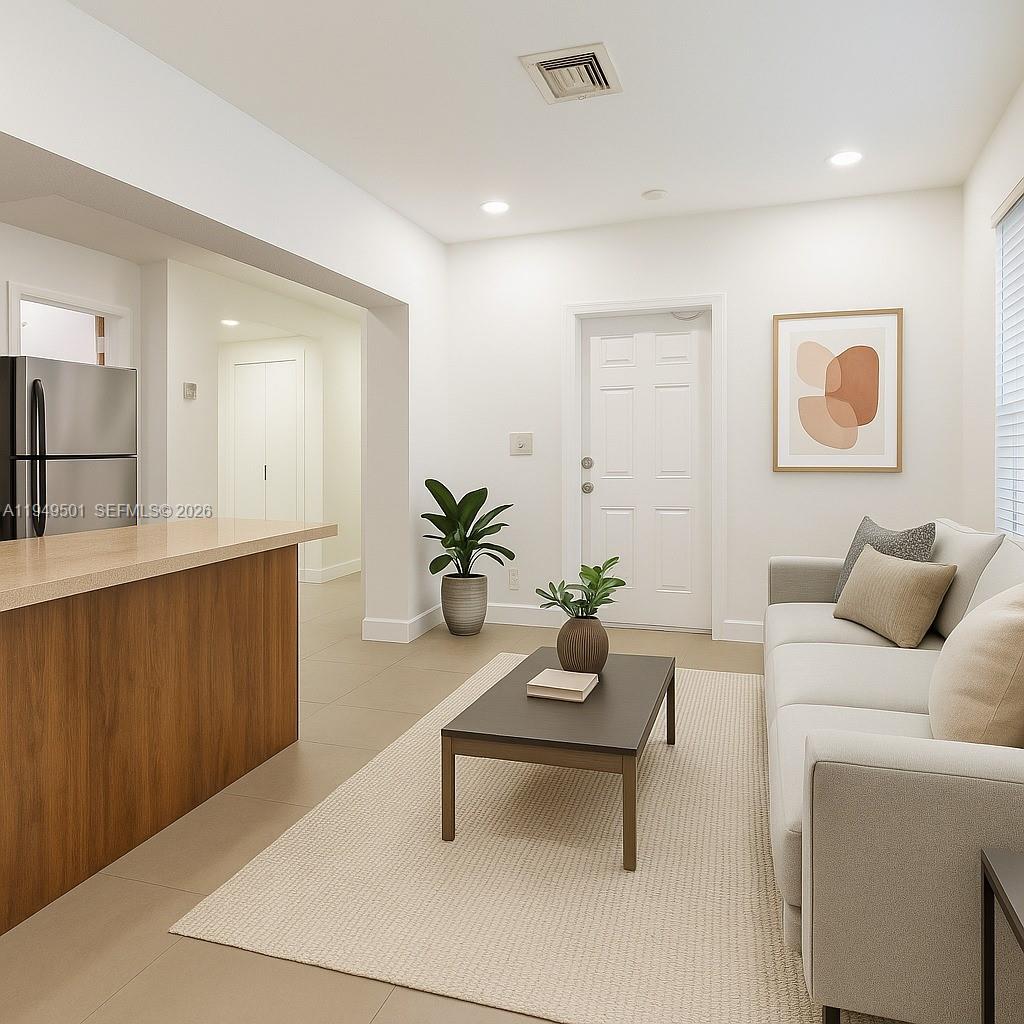 Hollywood Little Ranches