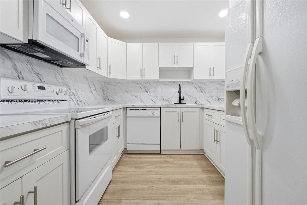 Coral Gate East Condo