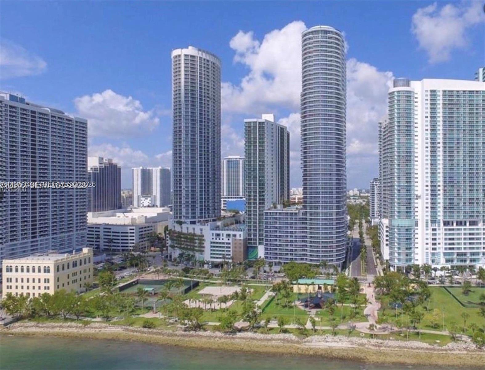 Aria On The Bay Condo