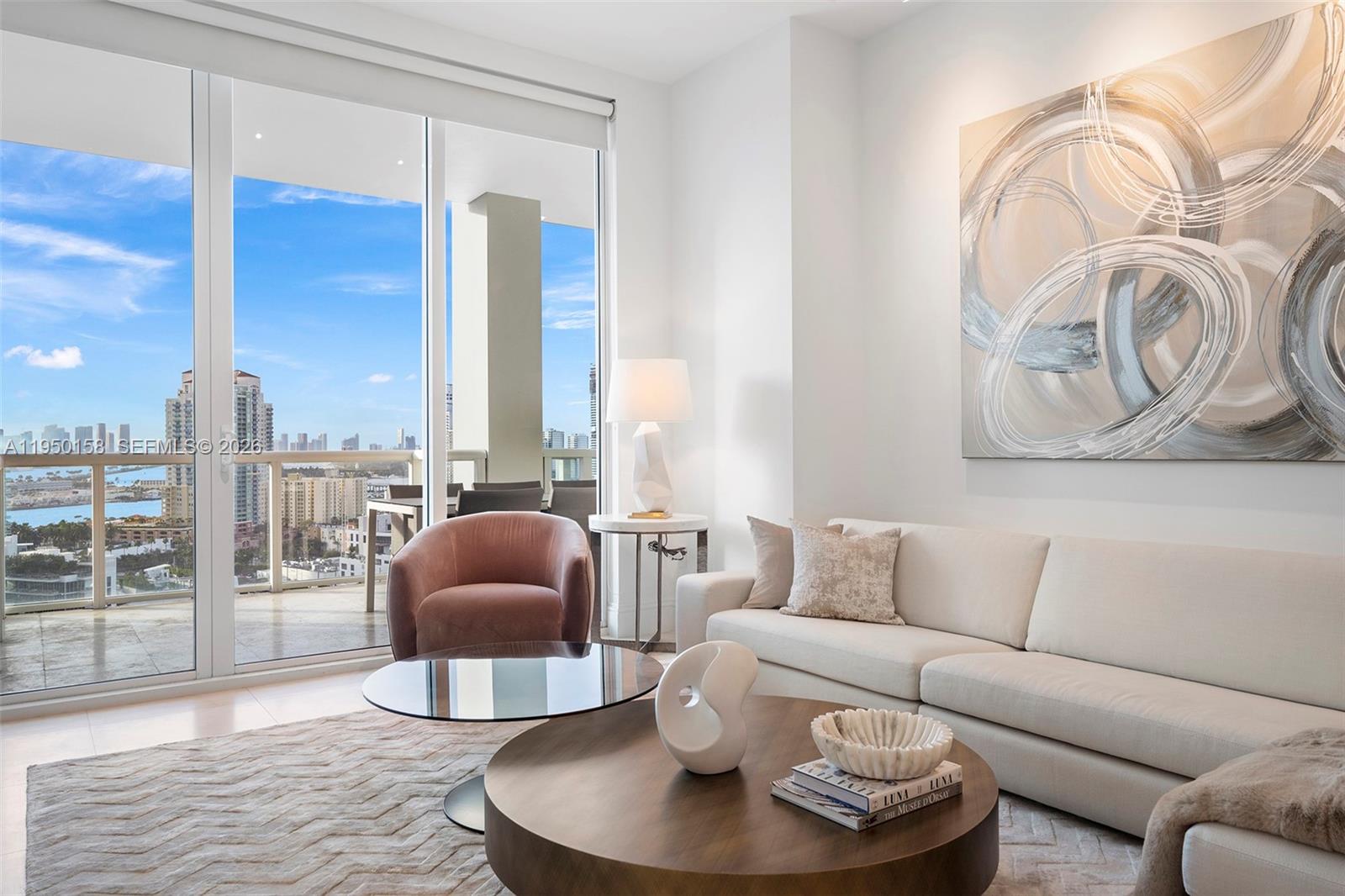 Continuum On South Beach