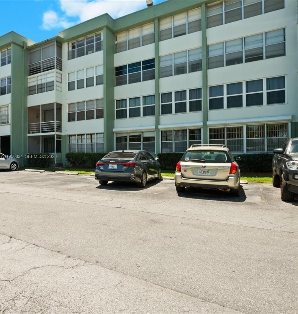 2771 Taft St Unit 411, Hollywood, Florida 33020