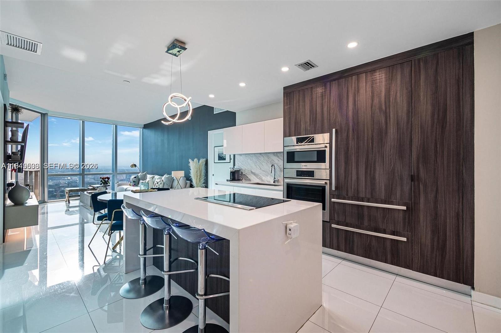 Paramount Miami Worldcent