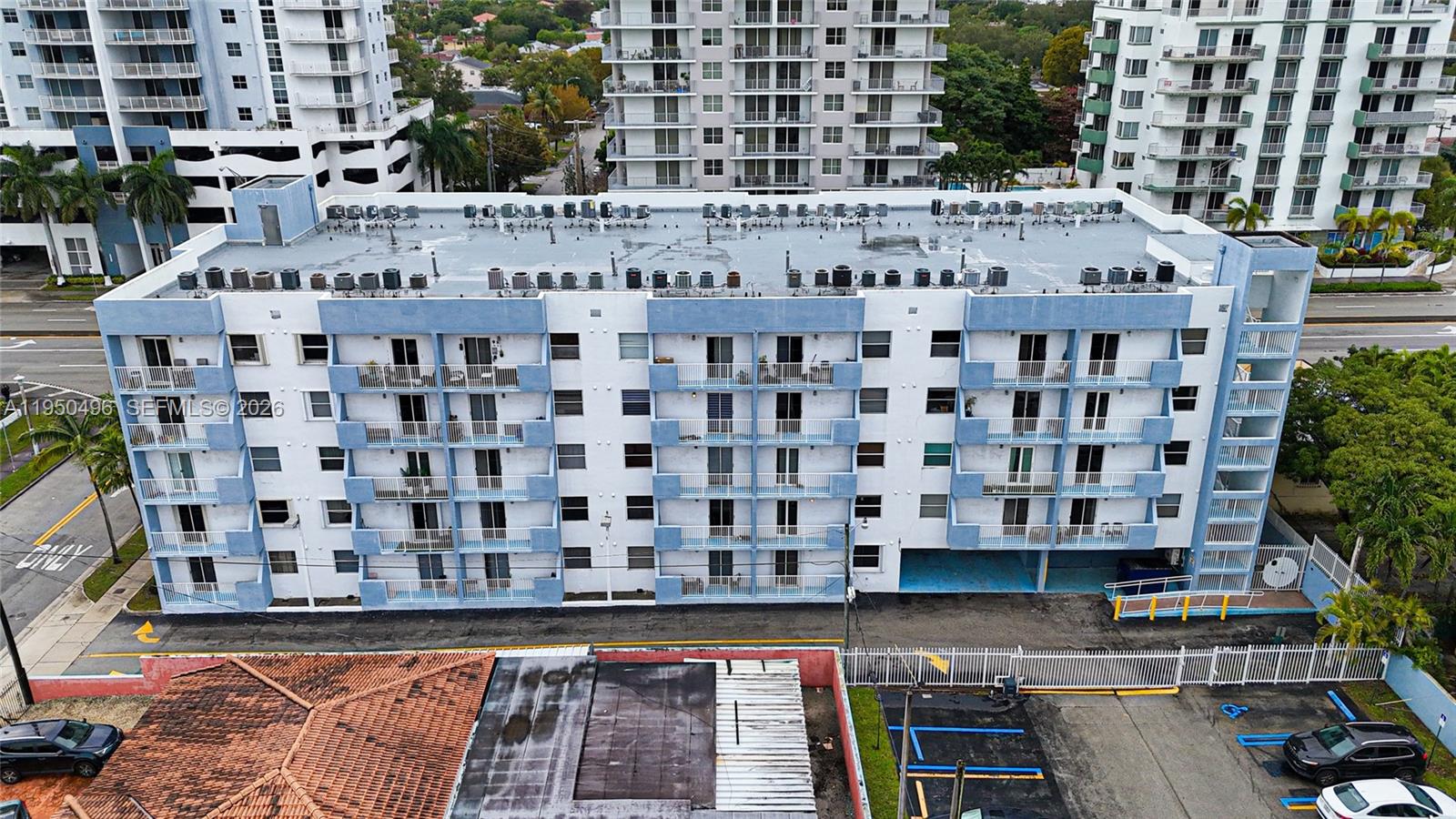 Marbella By The Grove Con