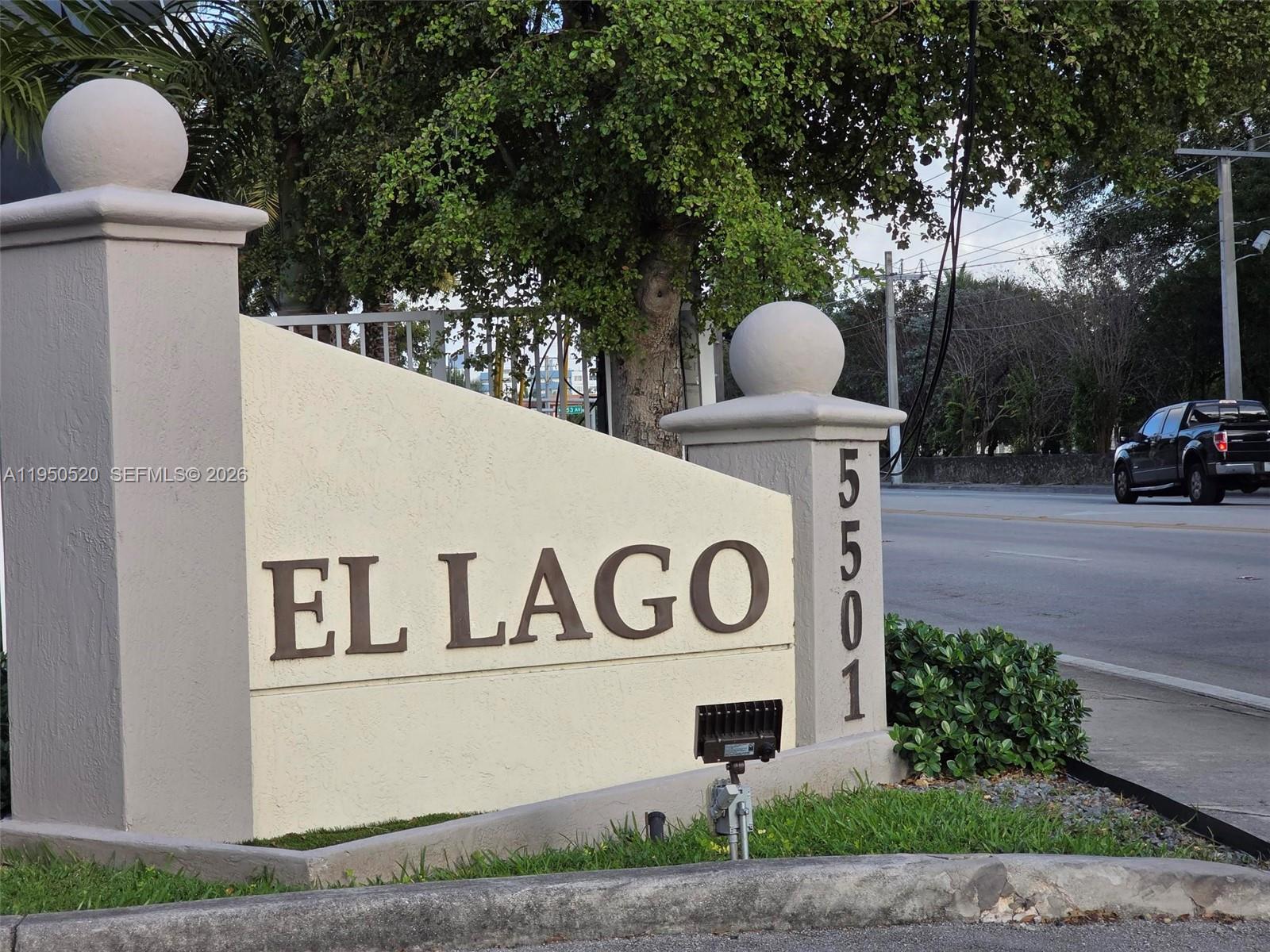 El Lago Condo