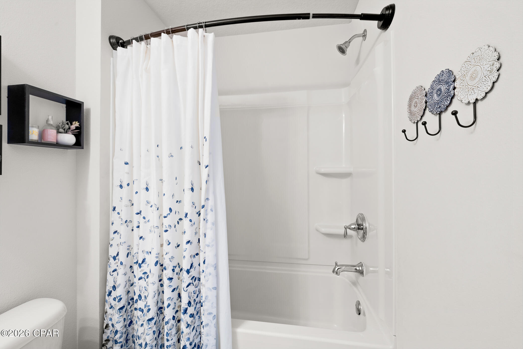 Image 24 For 101 Harmony Falls Lane