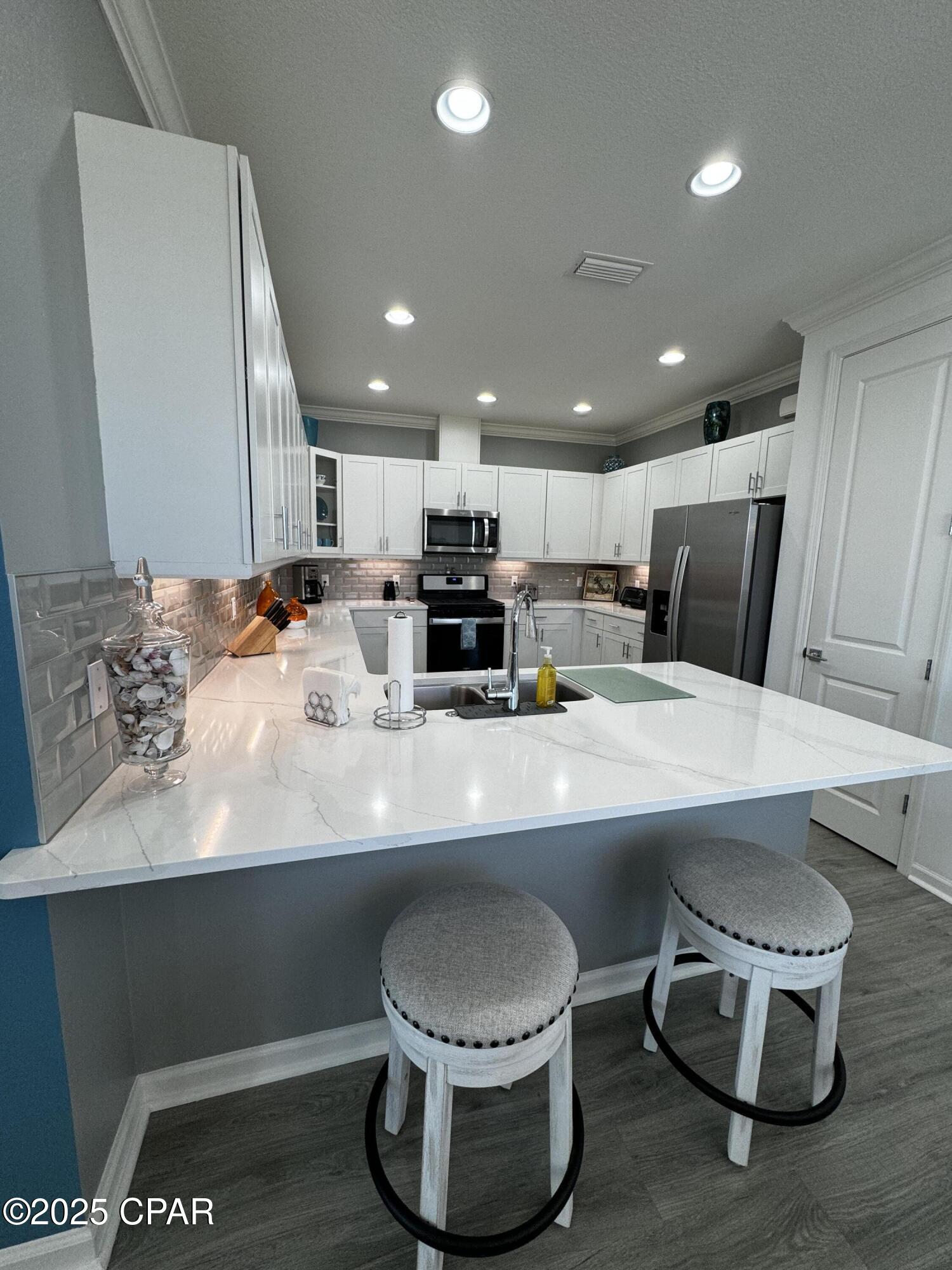 Image 5 For 8518 Margaritaville Boulevard