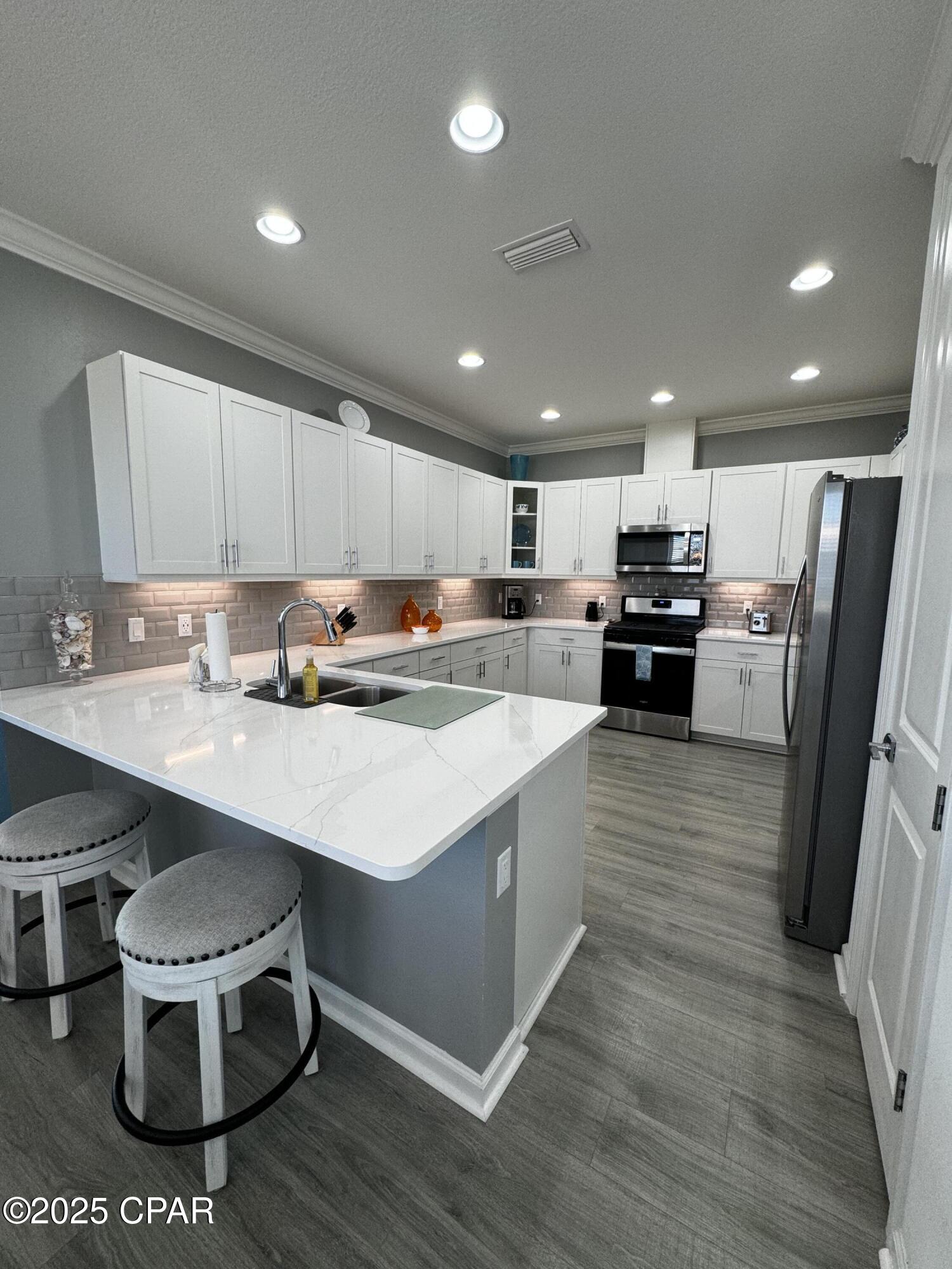 Image 6 For 8518 Margaritaville Boulevard