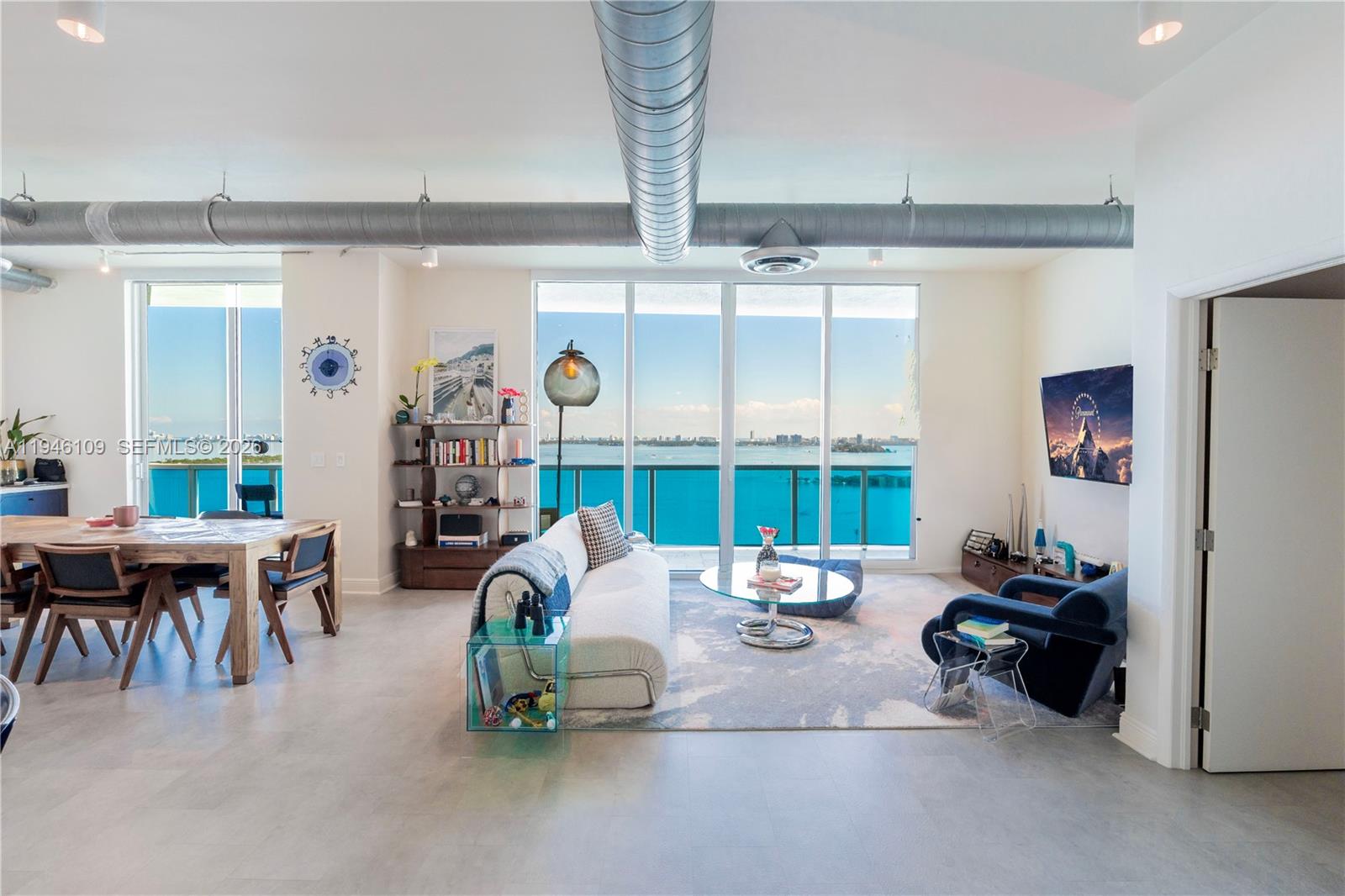 Star Lofts On The Bay Con