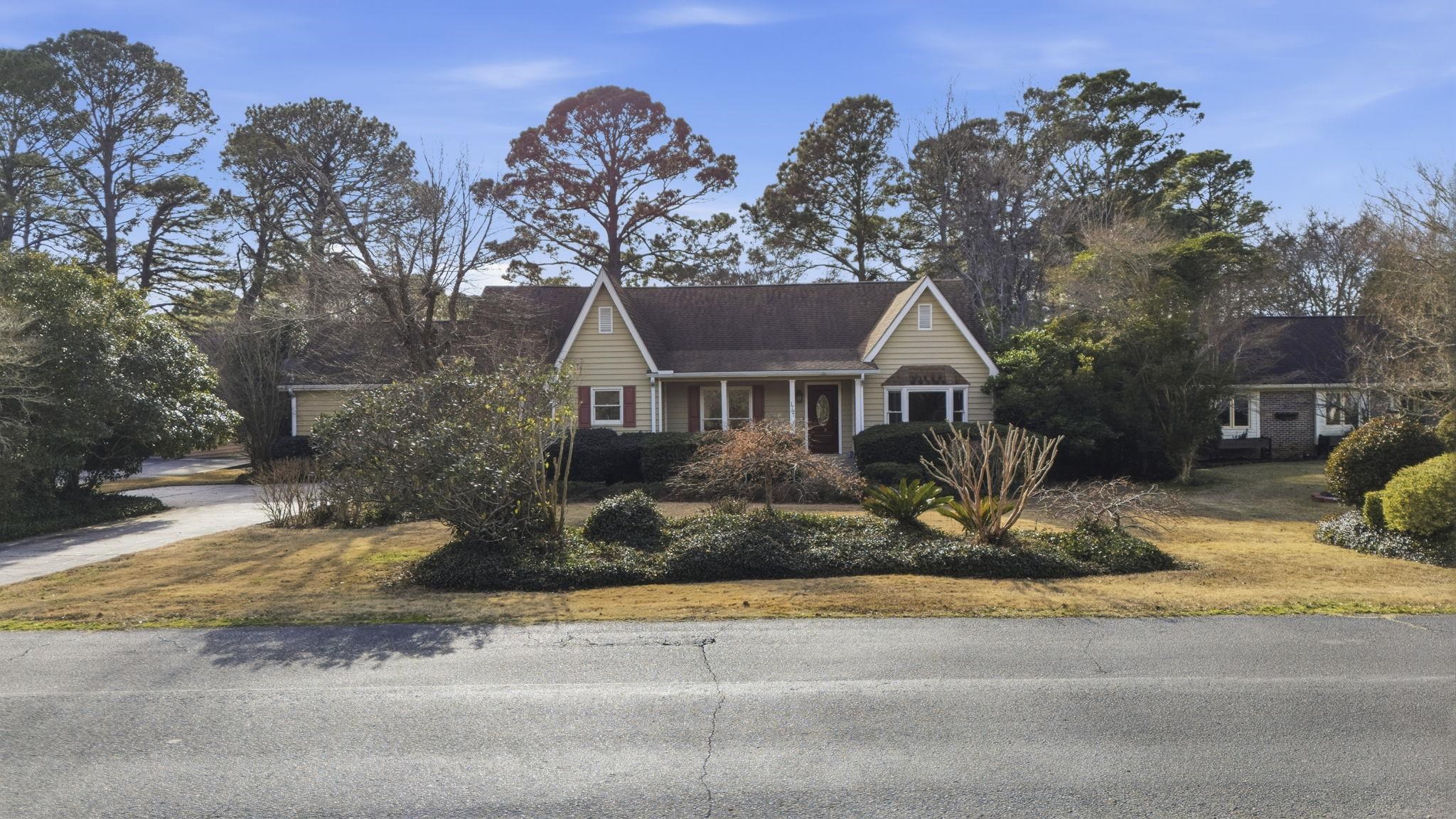 1787 Baytree Ln. Surfside Beach, SC 29575
