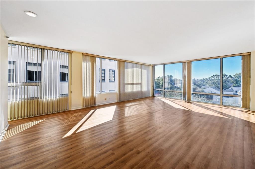 Homes for sale in New Orleans, LA | 2100 St Charles Ave #5C, New Orleans, LA 70130 | MLS# 2537903