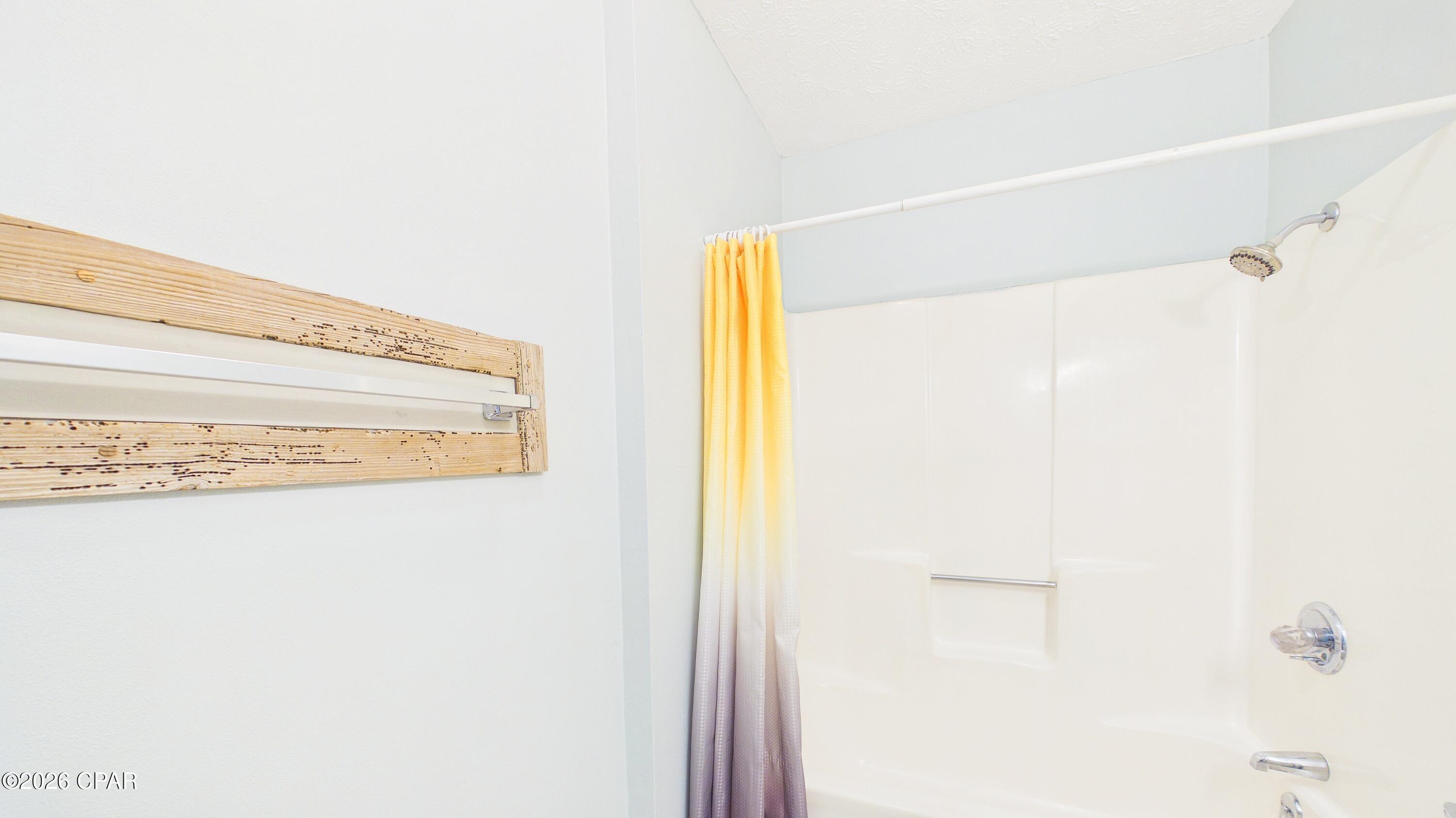 Image 10 For 301 Lullwater Drive 295