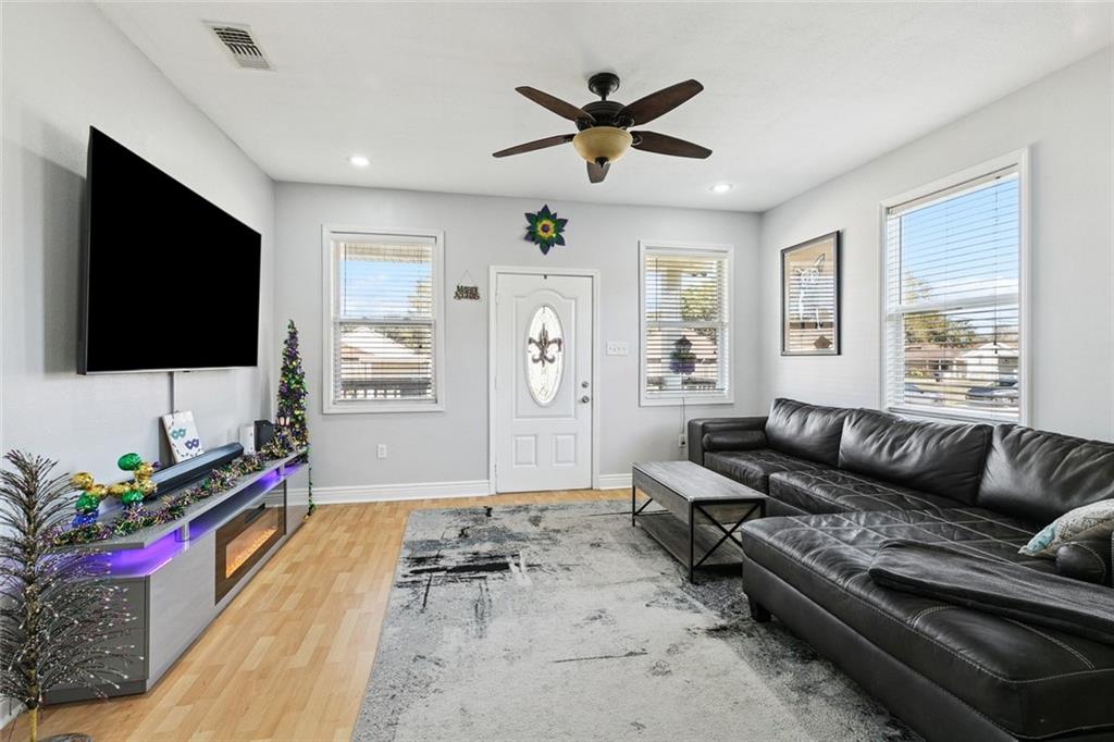 Homes for sale in Belle Chasse, LA | 109 Warren St, Belle Chasse, LA 70037 | MLS# 2538904