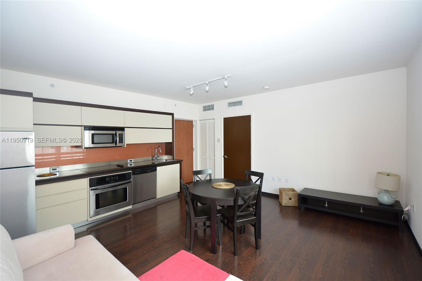 Artecity Governor Condo