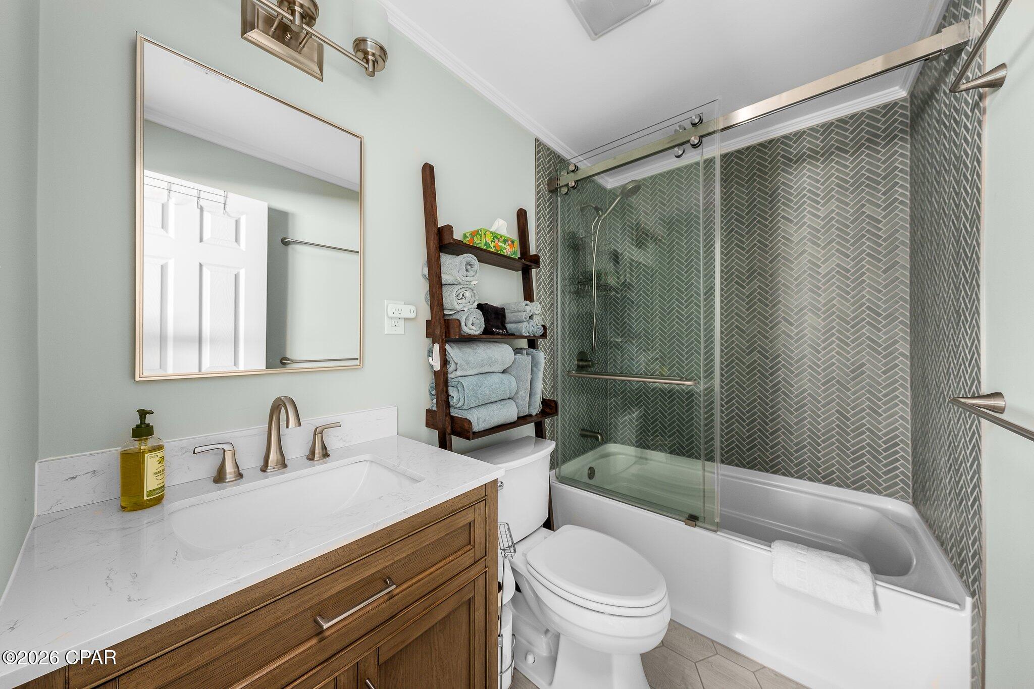 Image 15 For 1301 Foster Avenue A, B