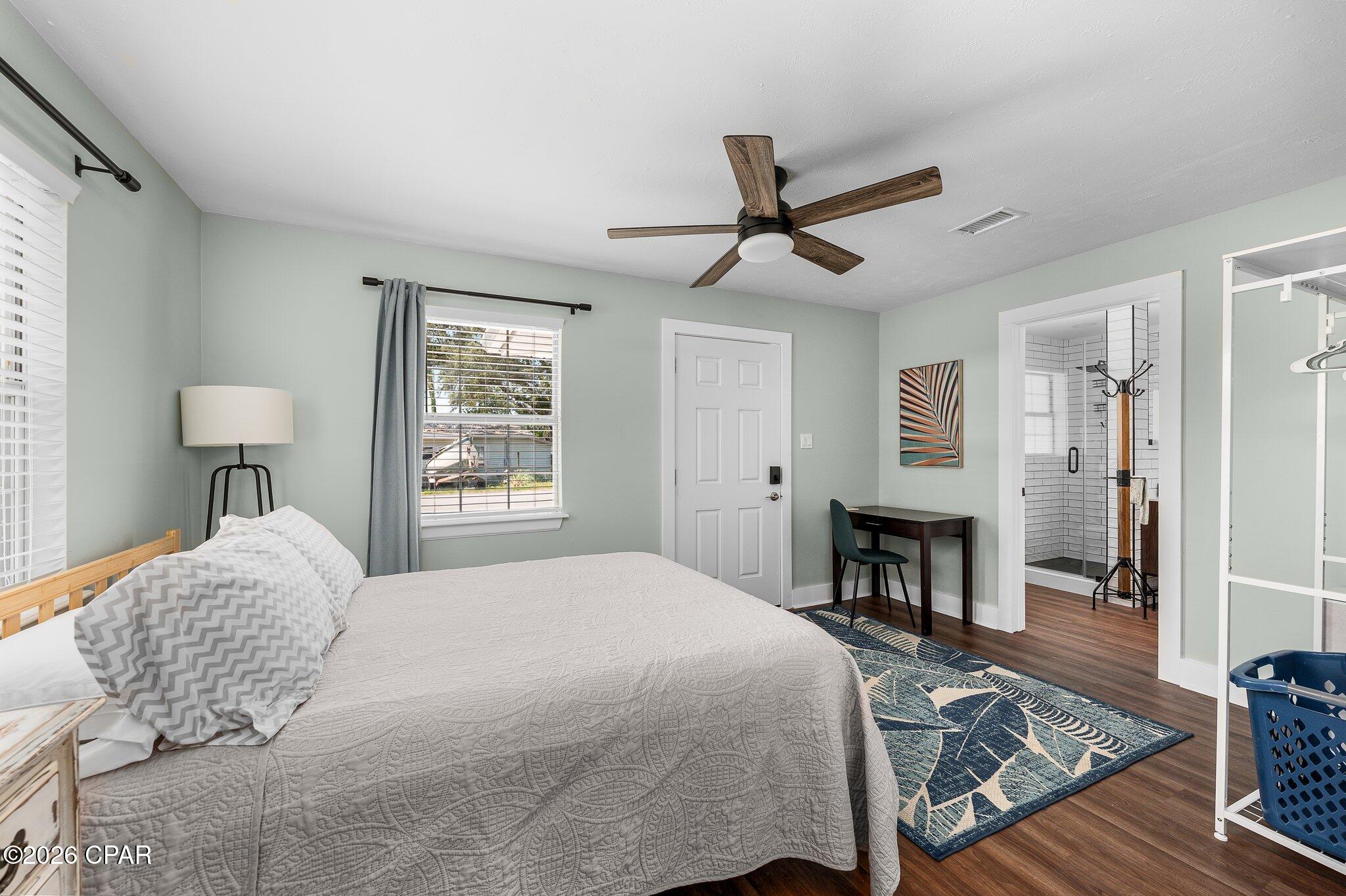 Image 18 For 1301 Foster Avenue A, B