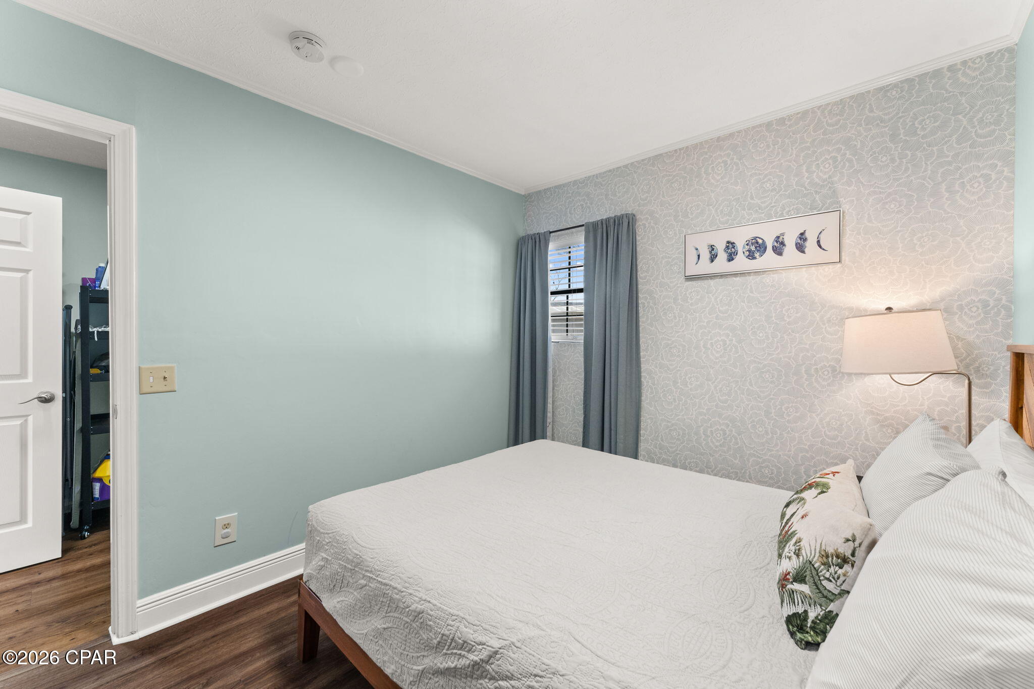 Image 39 For 1301 Foster Avenue A, B