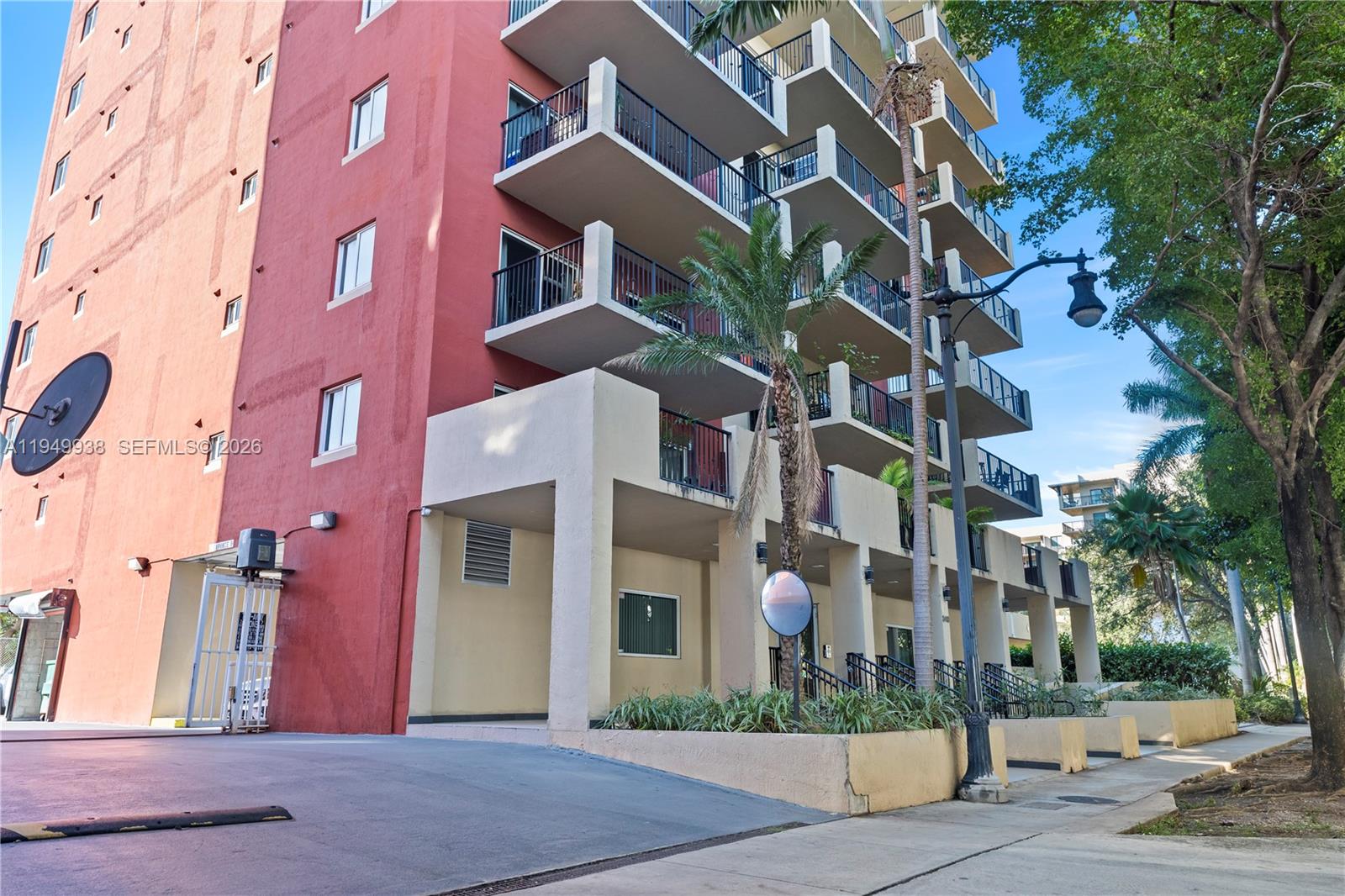 Emerald Plaza On Coral Wa