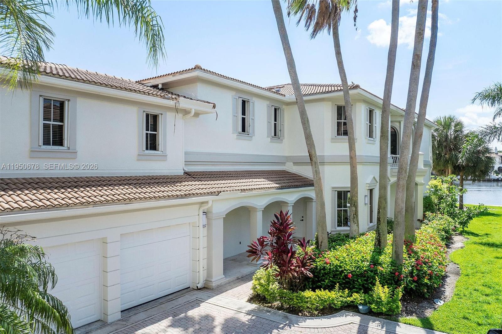 The Courtyards At The Poi