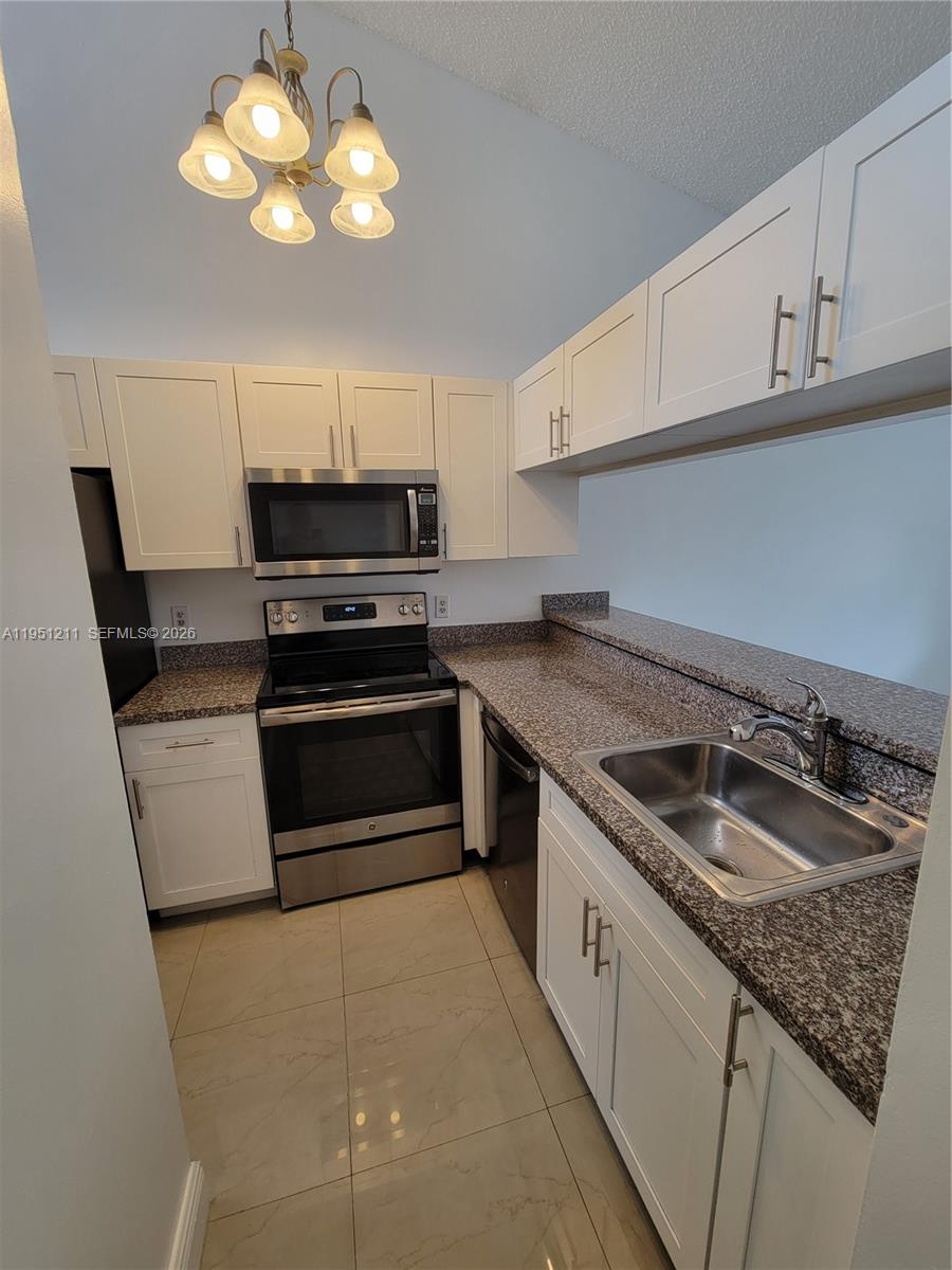 Napoli Gardens At Coral S