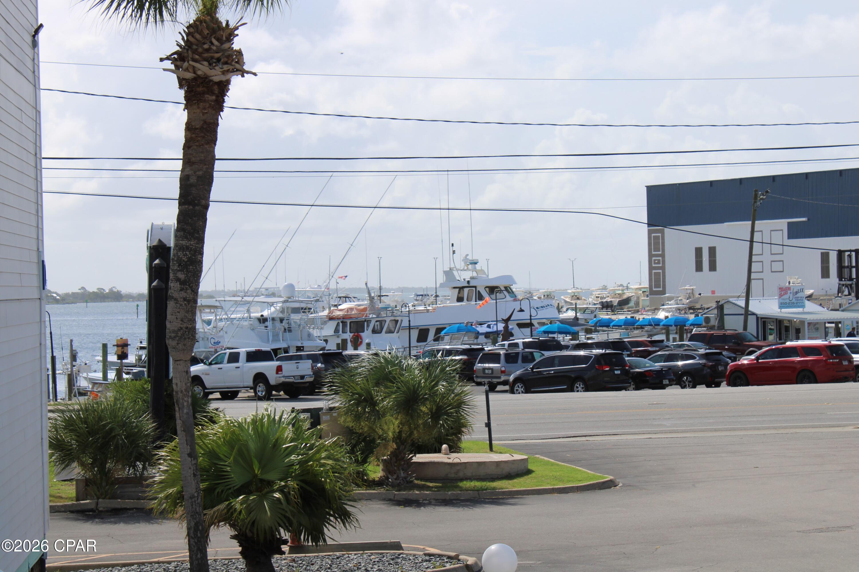 Image 17 For 3600 Thomas Drive C209