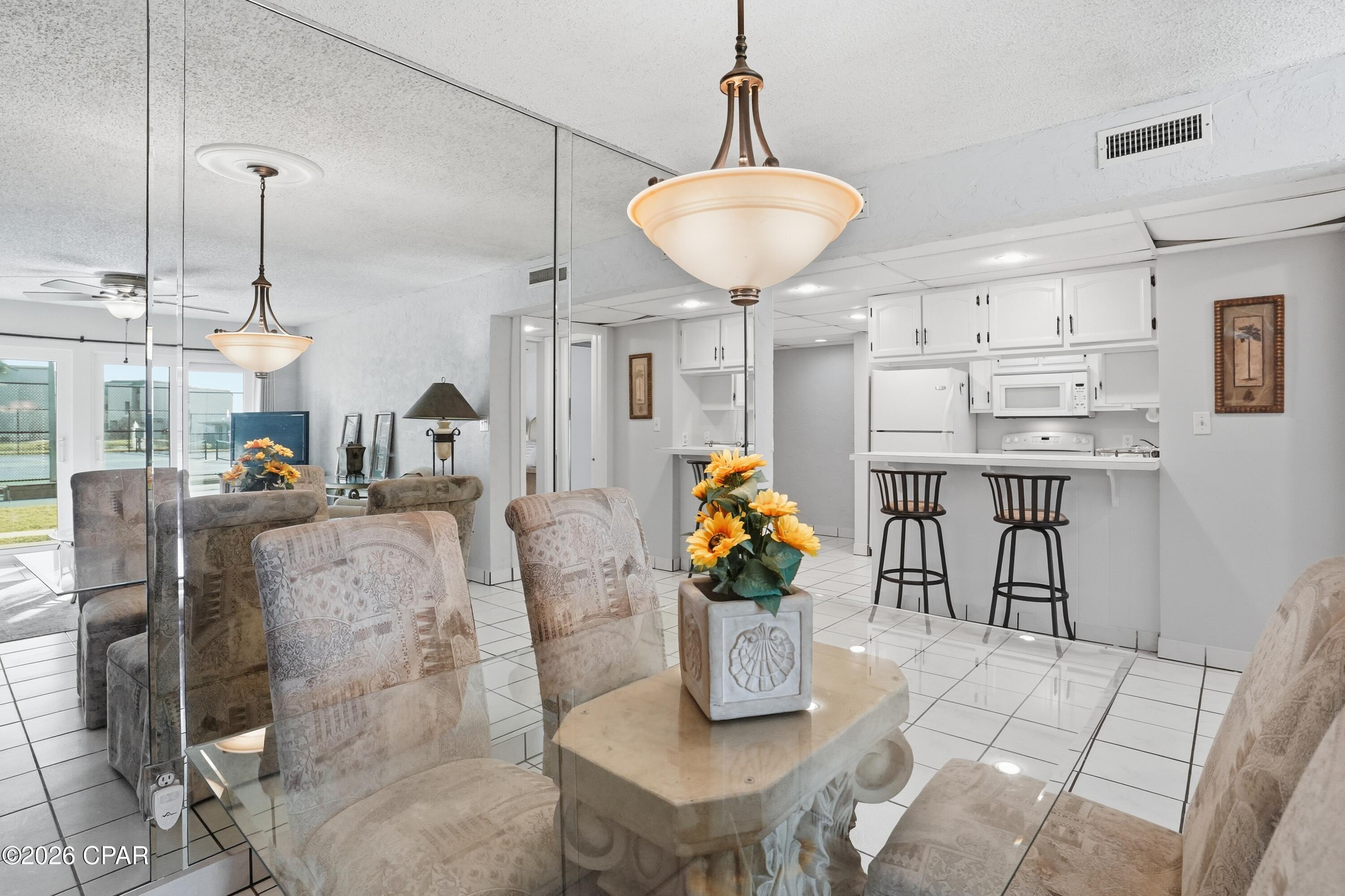 Image 13 For 8727 Thomas Drive C33