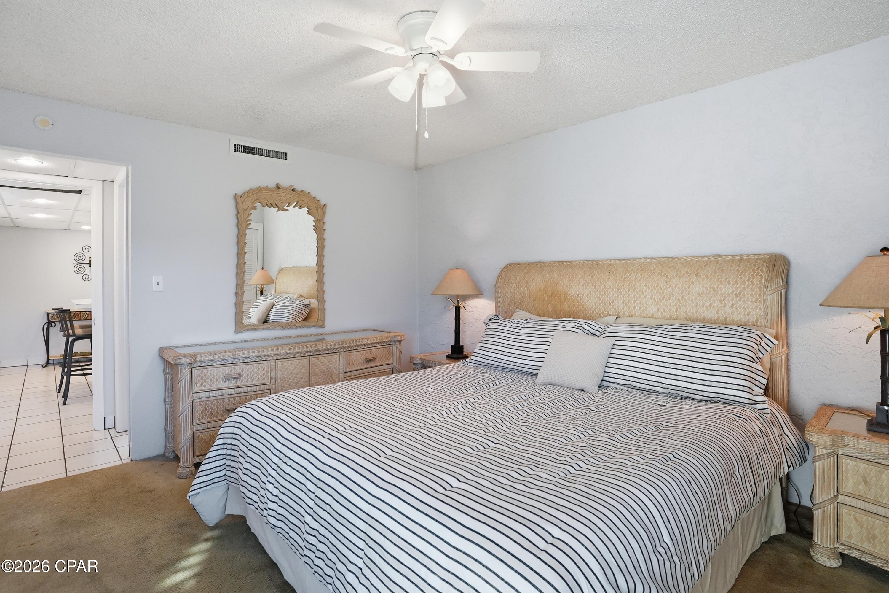 Image 15 For 8727 Thomas Drive C33