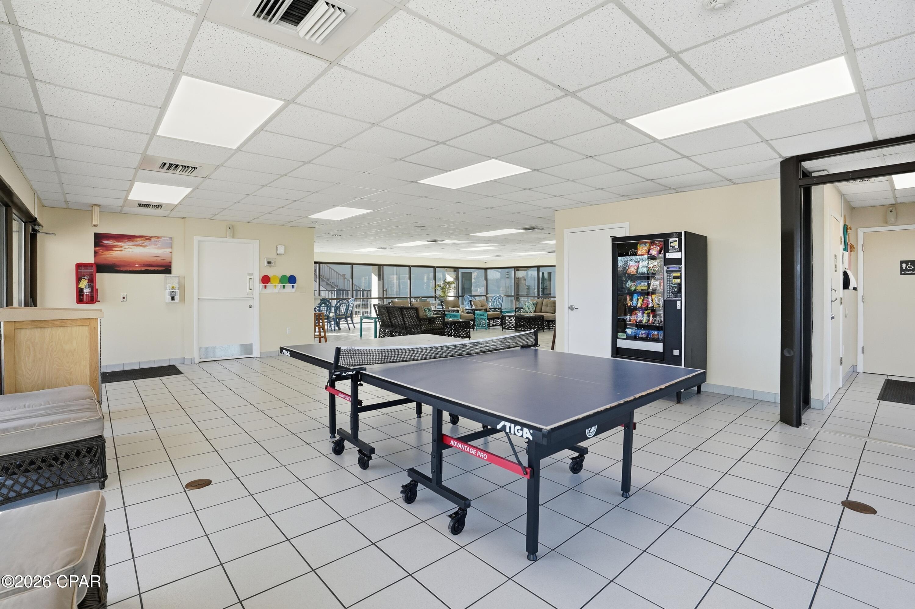 Image 37 For 8727 Thomas Drive C33