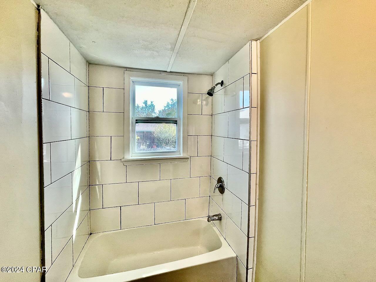 Image 47 For 325,27&29 Hibiscus Drive