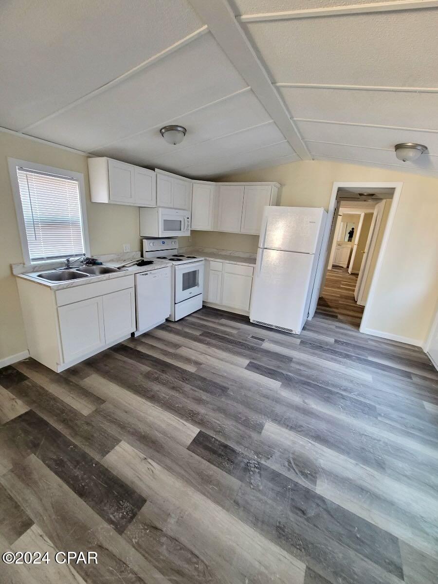 Image 57 For 325,27&29 Hibiscus Drive