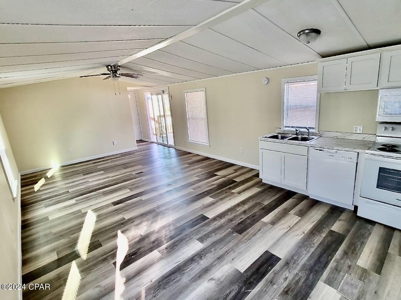 Image 63 For 325,27&29 Hibiscus Drive