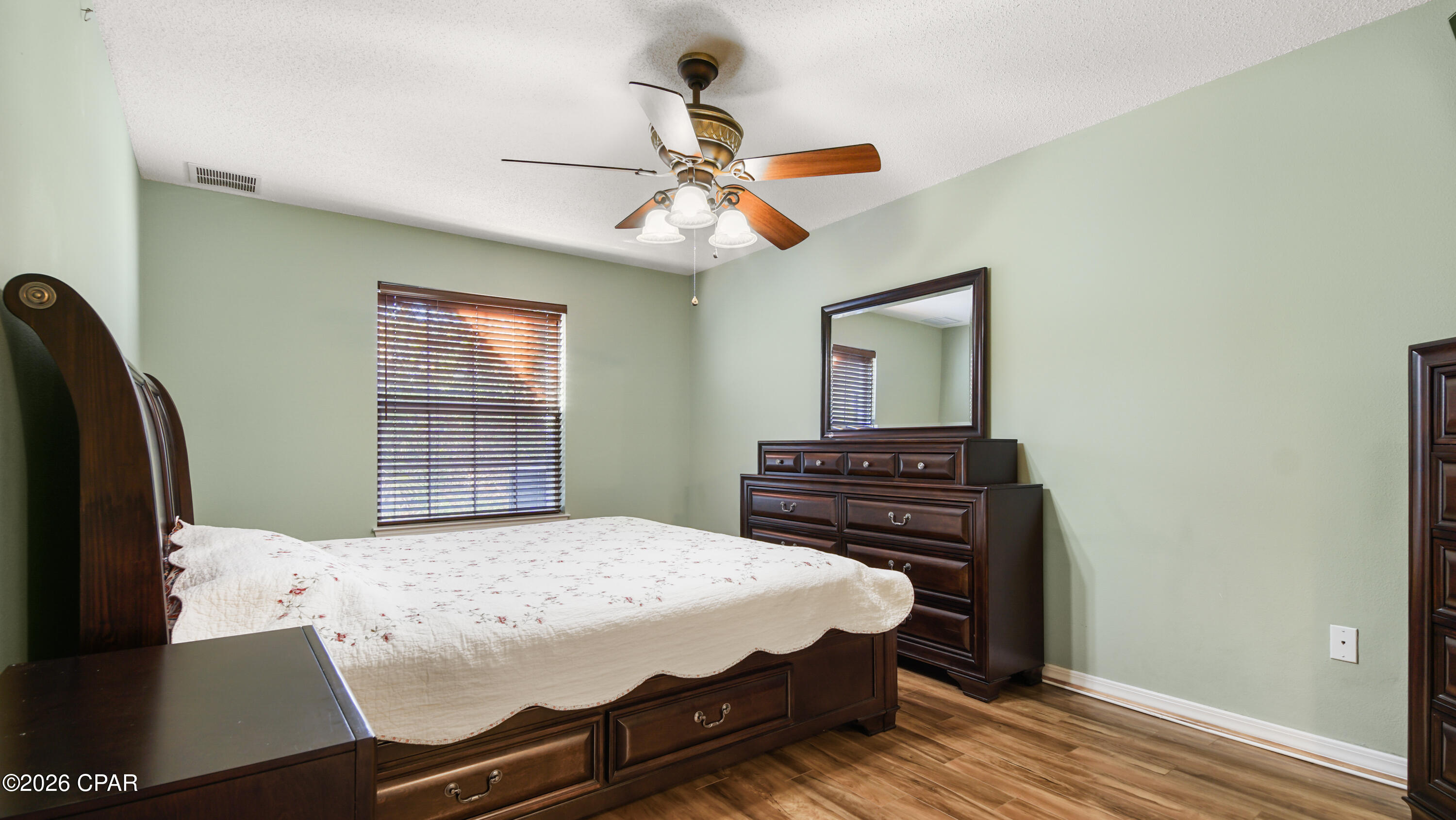 Image 13 For 70 Park Place