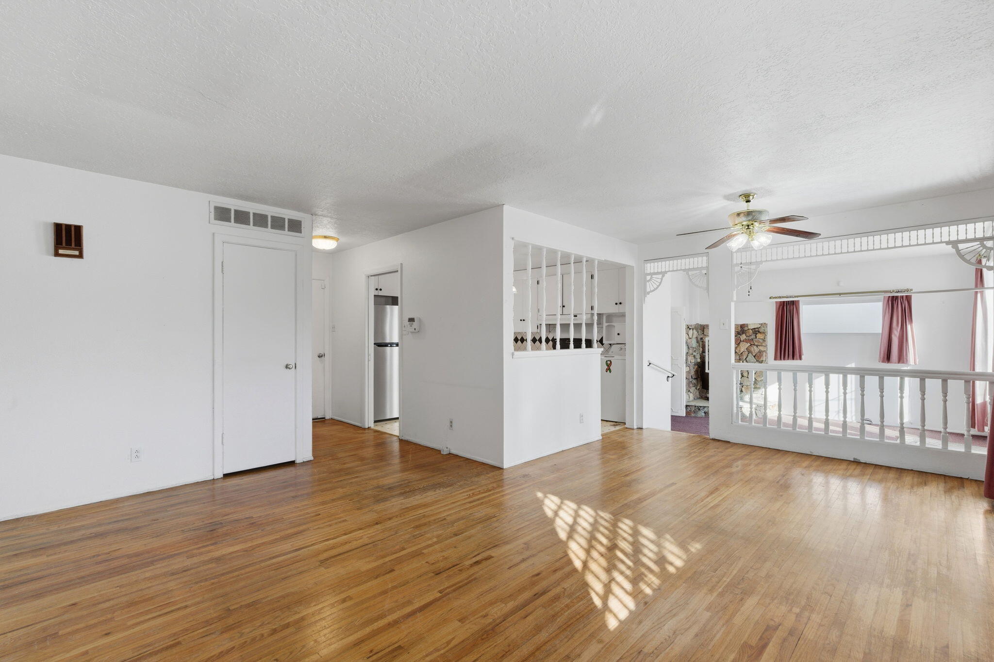 Homes for sale in Santa Fe, NM | 2704 Alamosa Dr, Santa Fe, NM 87505 | MLS# 1097171