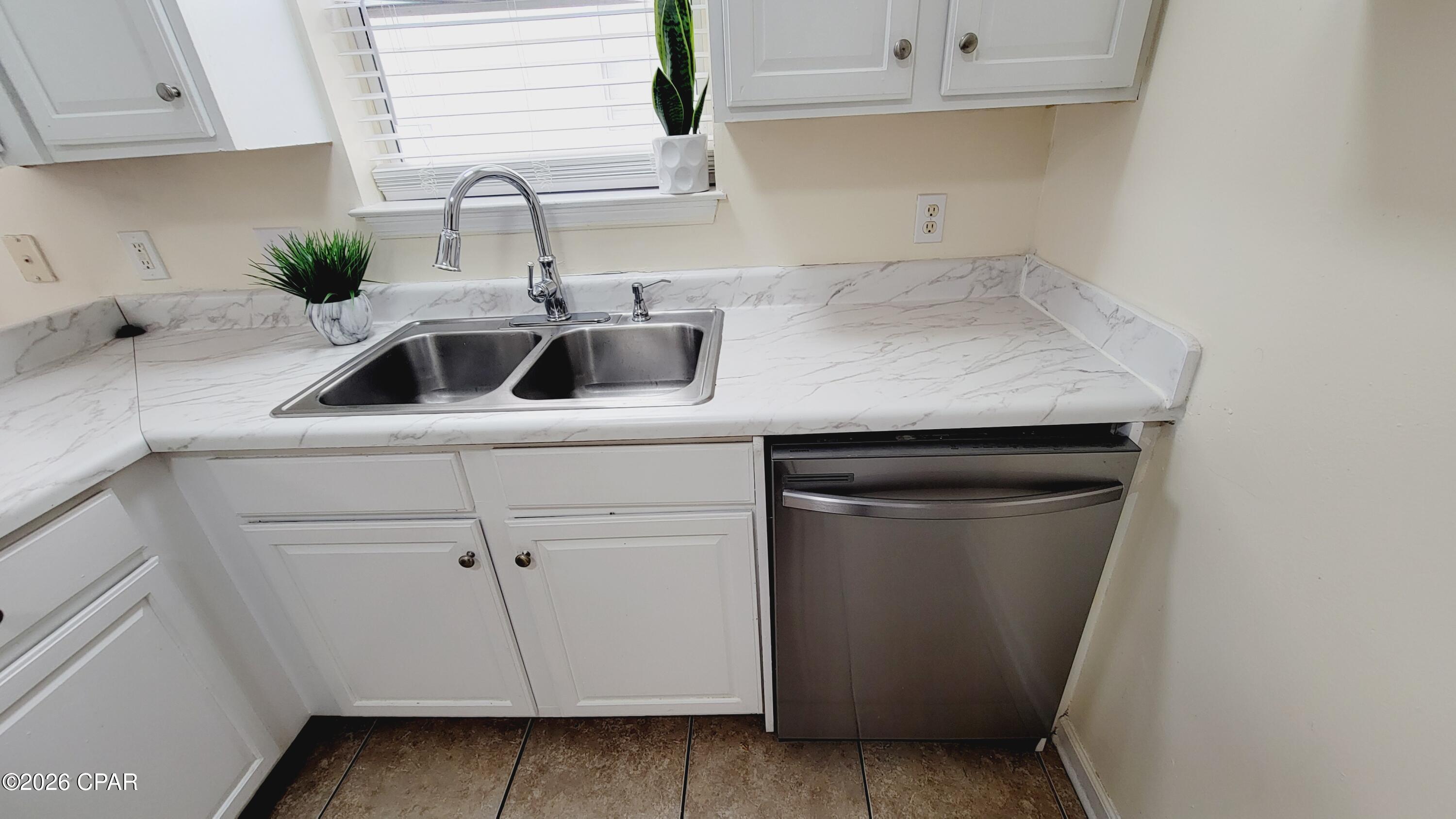 Image 10 For 122 Seagrass Way