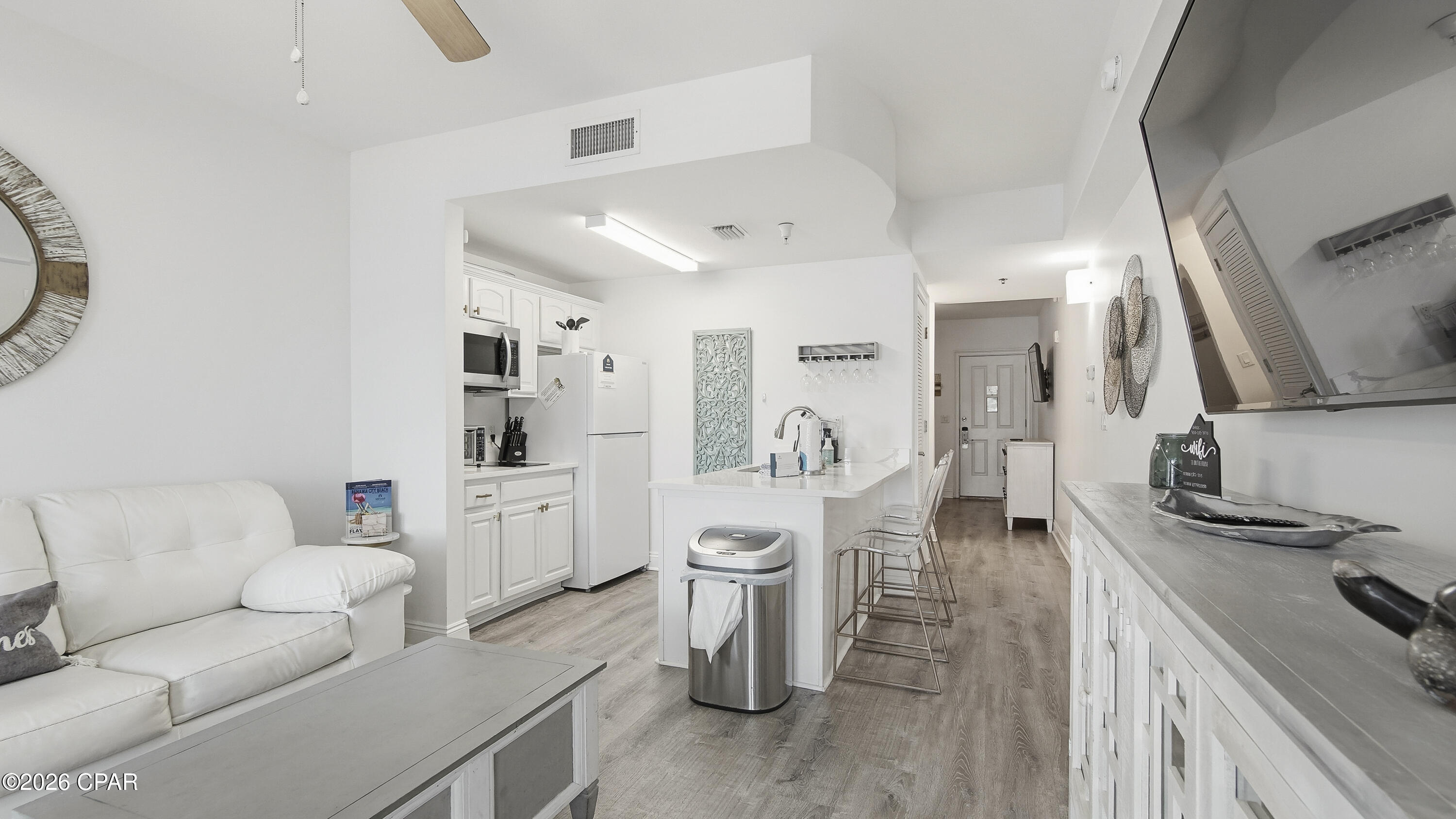 Image 14 For 114 Carillon Market Street 205