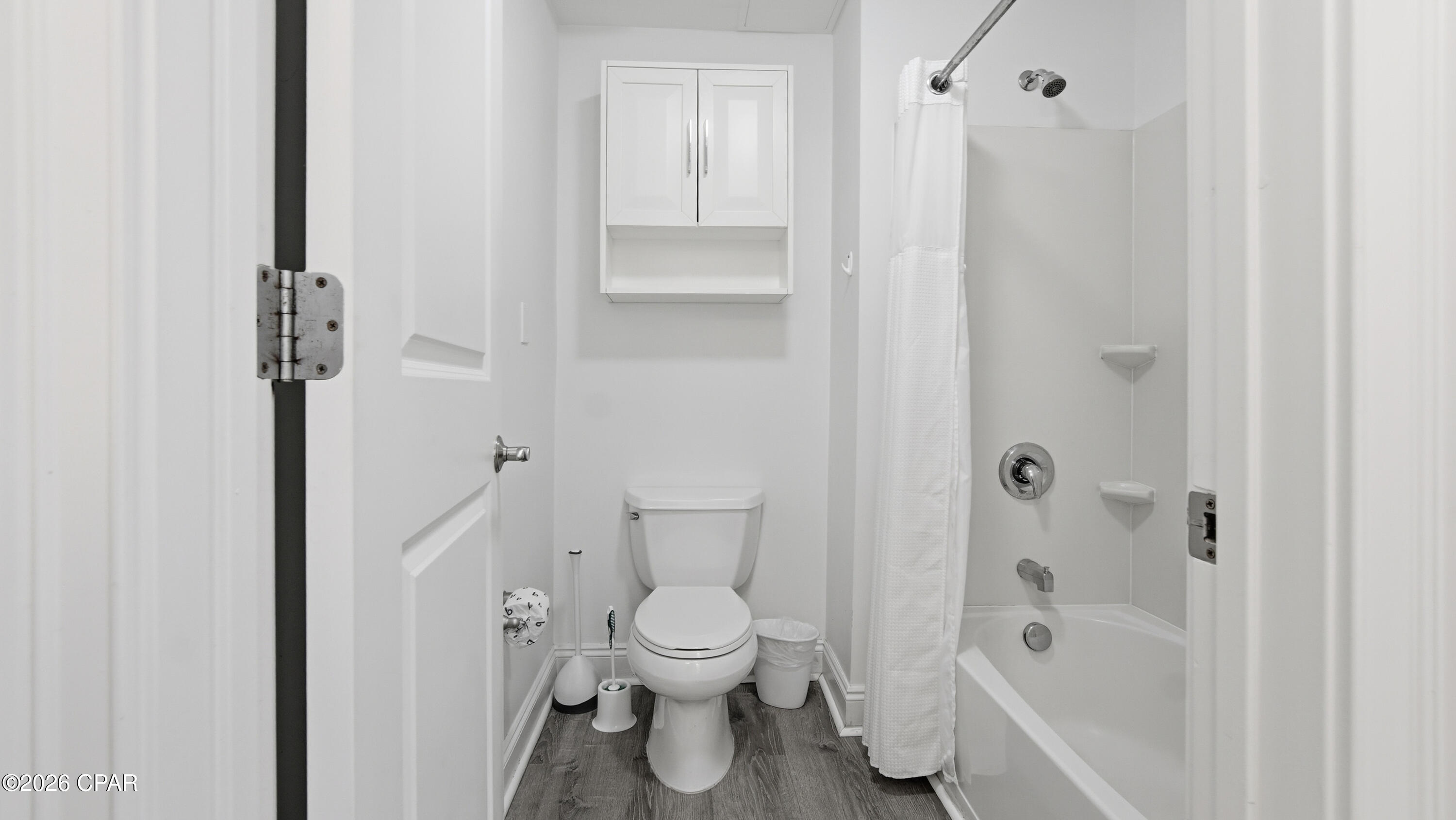 Image 22 For 114 Carillon Market Street 205