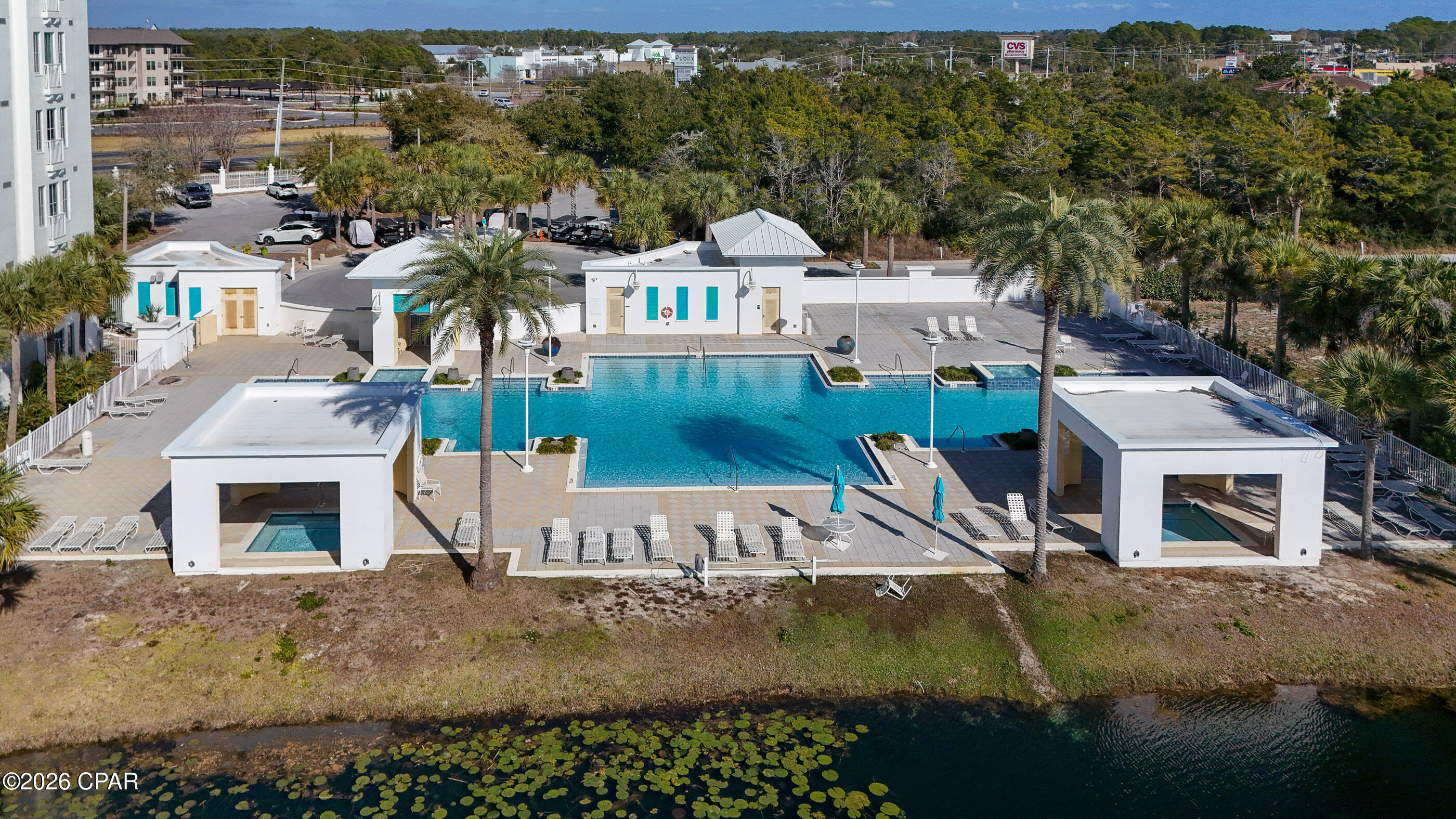 Listing photo id 26 for 114 Carillon Market Street 205