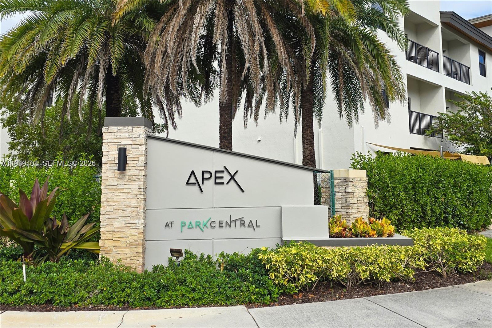 Apex At Park Central Cond